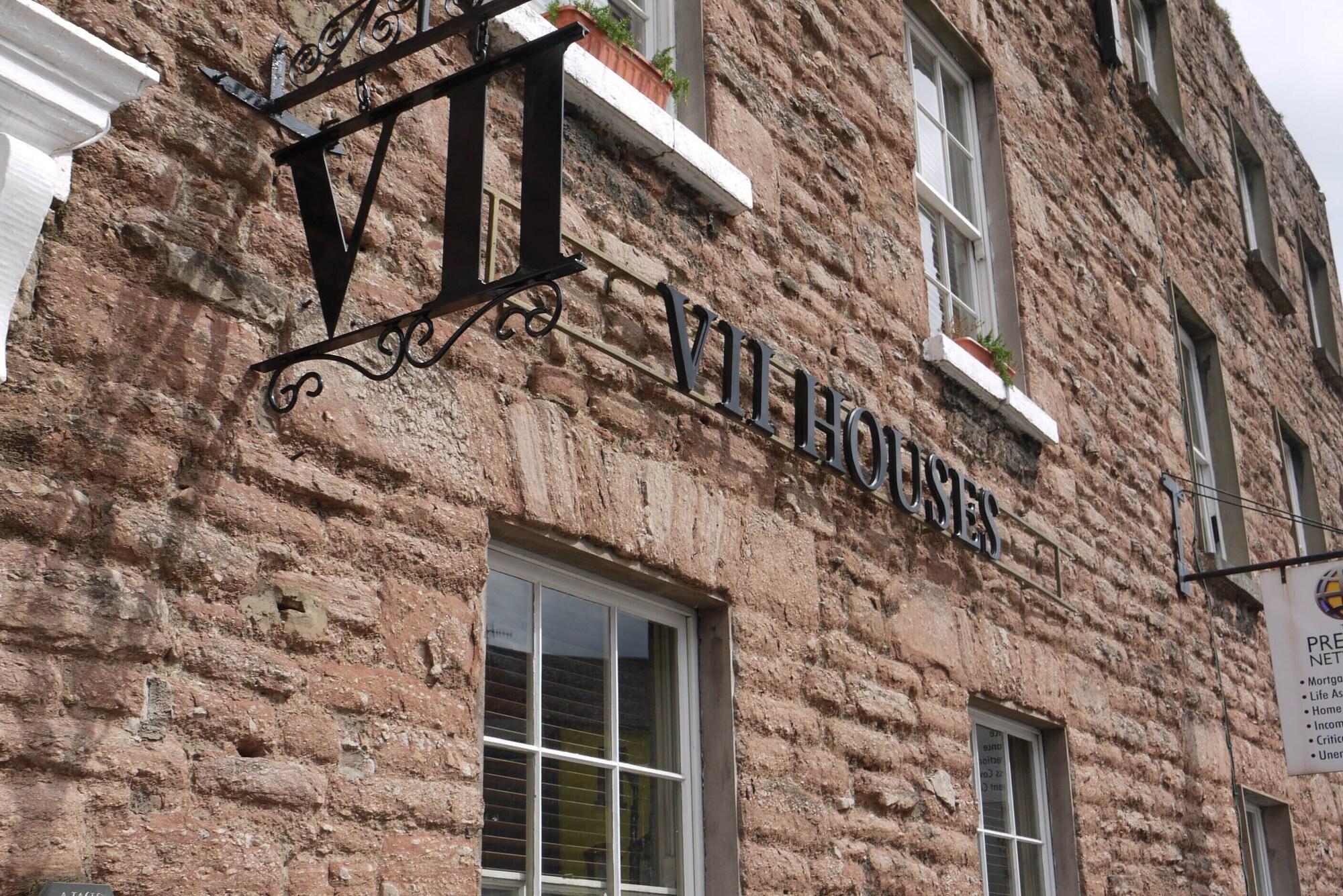 Varios 7 Houses