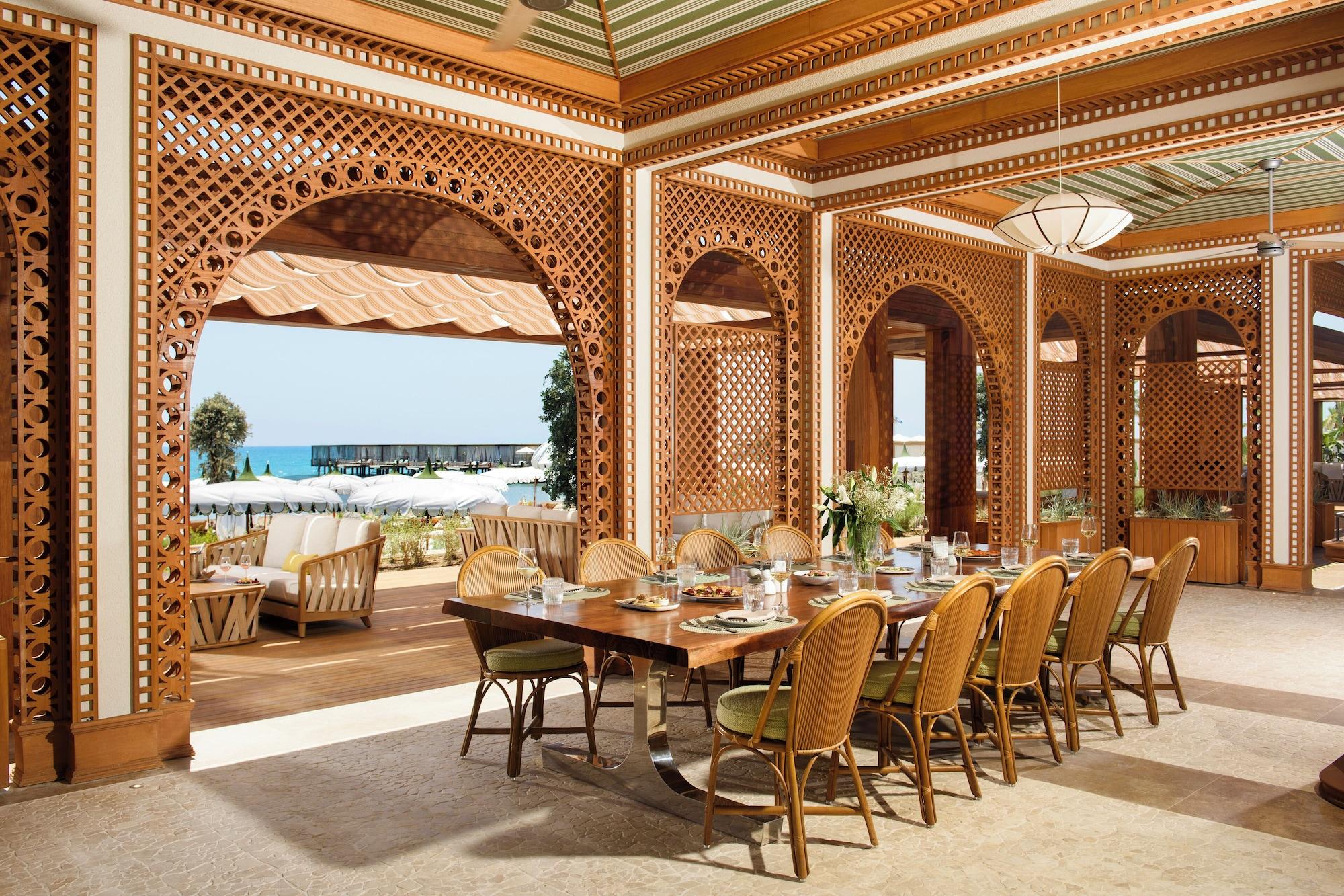 Restaurant Regnum The Crown