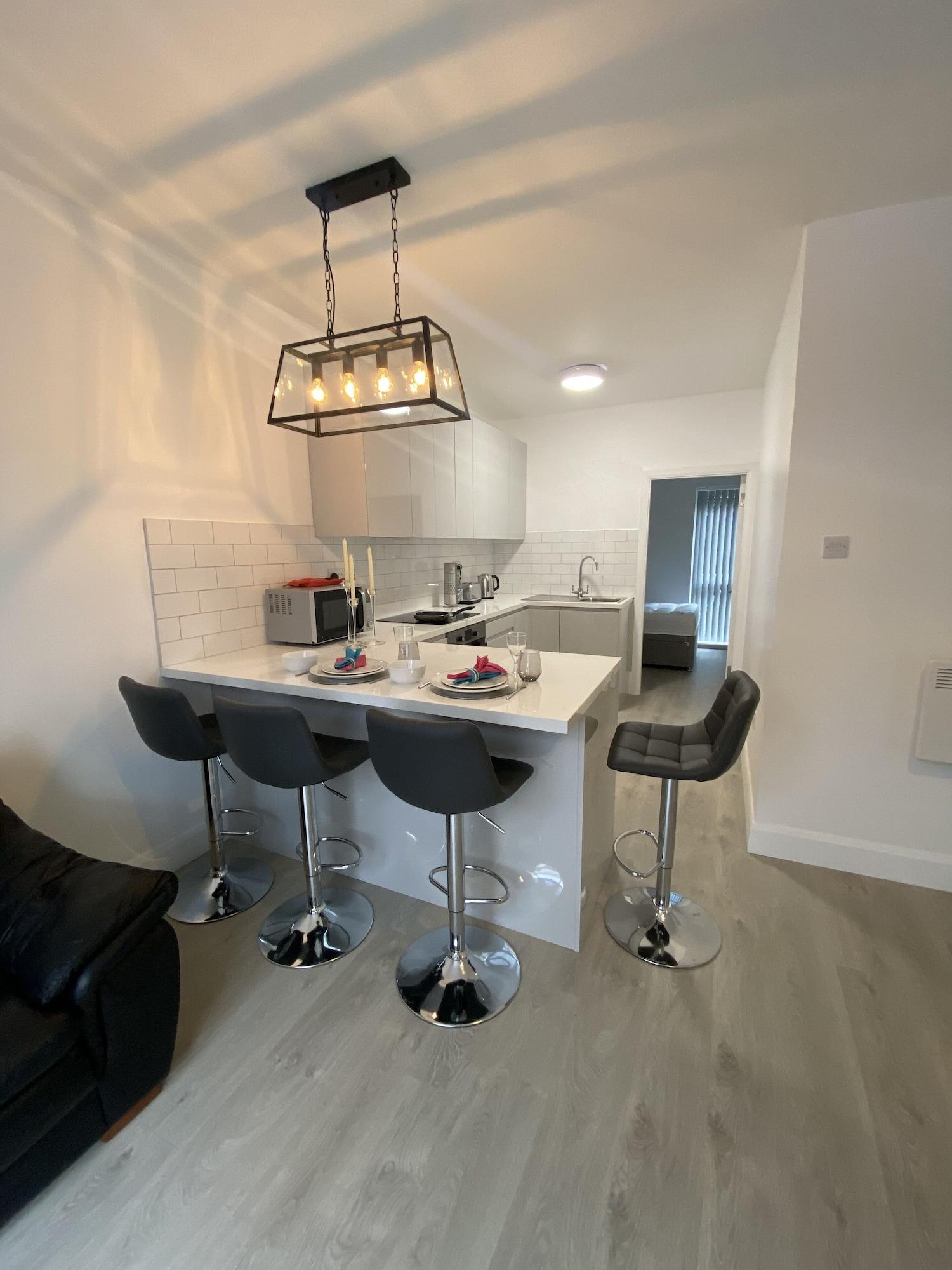 Varios Two Bedroom City Centre Apartment
