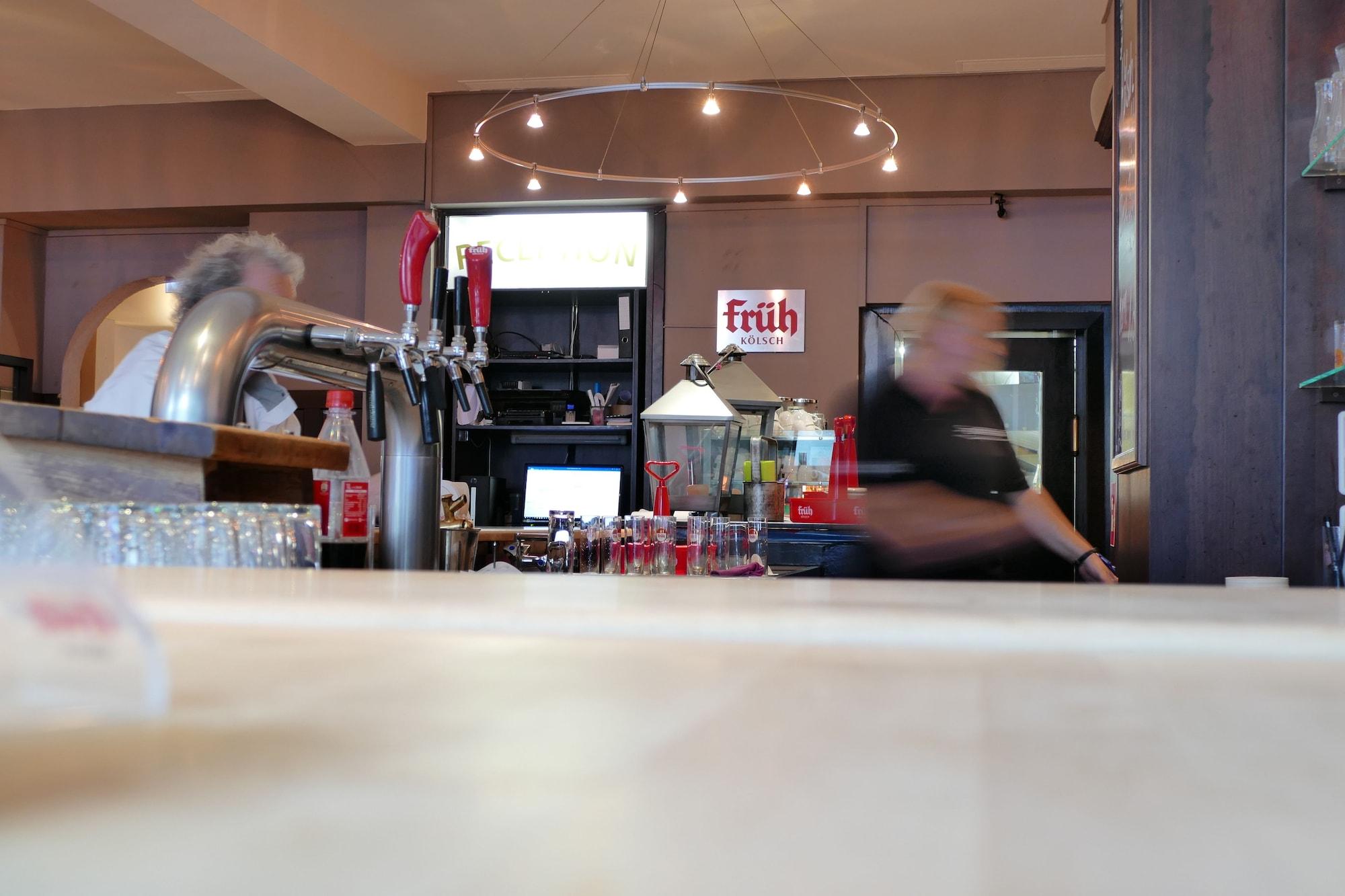 Bar/Salón Steep´s Ihr Brauhaus und Hotel