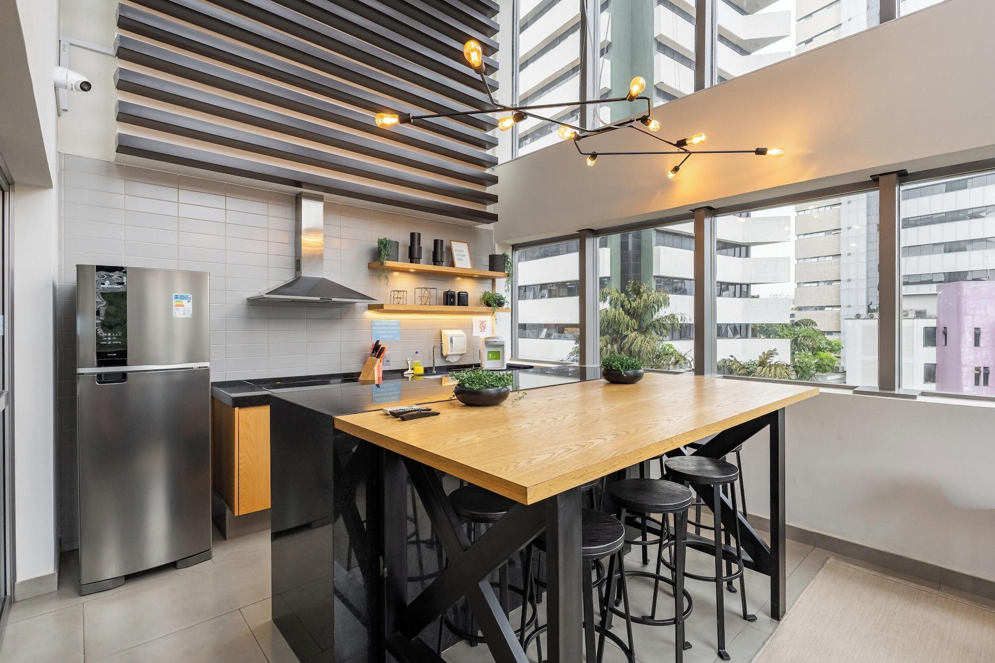 Restaurant StayHome - Liberdade - Gym & Pool