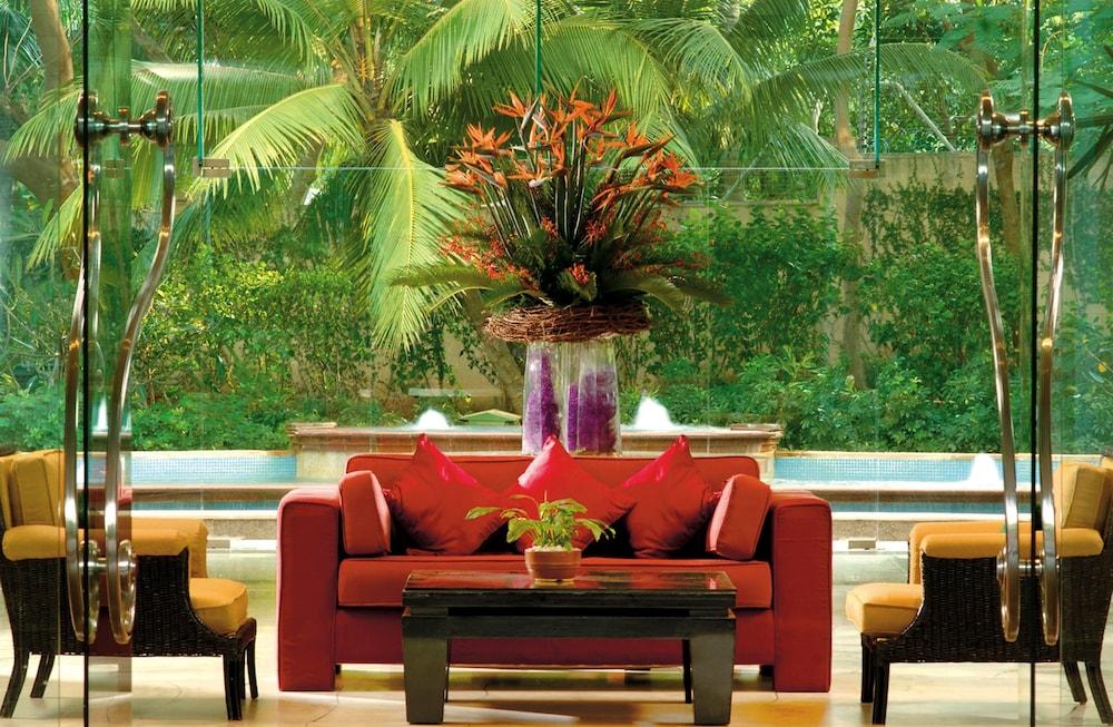 Vista Lobby Lakeside Chalet - Mumbai, Marriott Executive Apartments