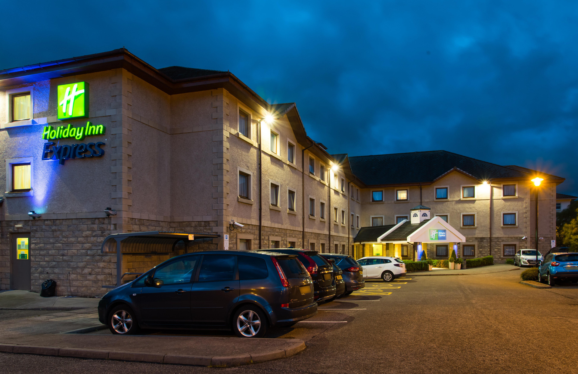 Vista Exterior Holiday Inn Express Inverness by IHG