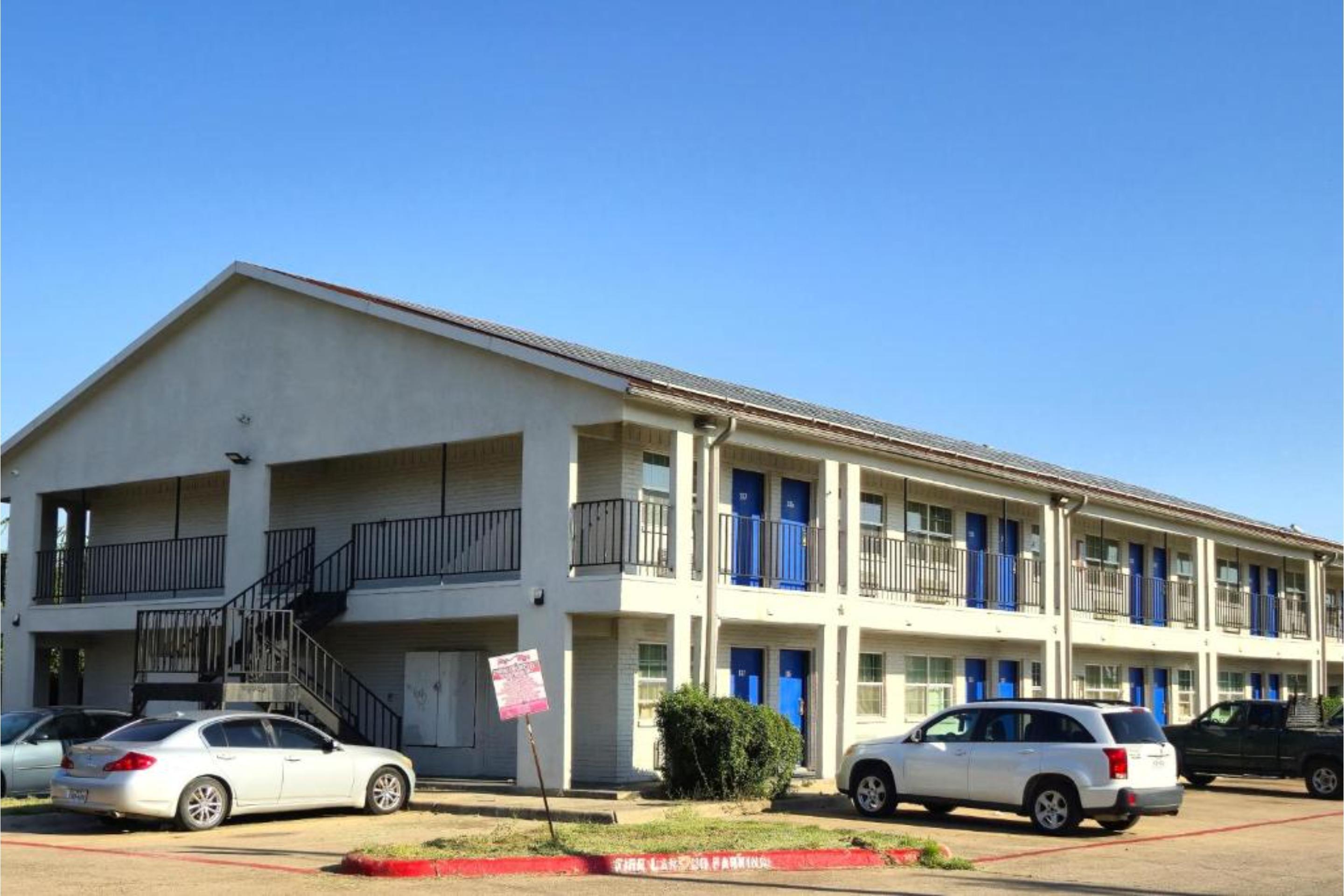 Comodidades del Alojamiento Deluxe Inn Motel By Oyo Grand Prairie Interstate 30