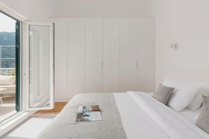 Alquiler Vacacional - Mosaic Penthouse Condo with Sea View