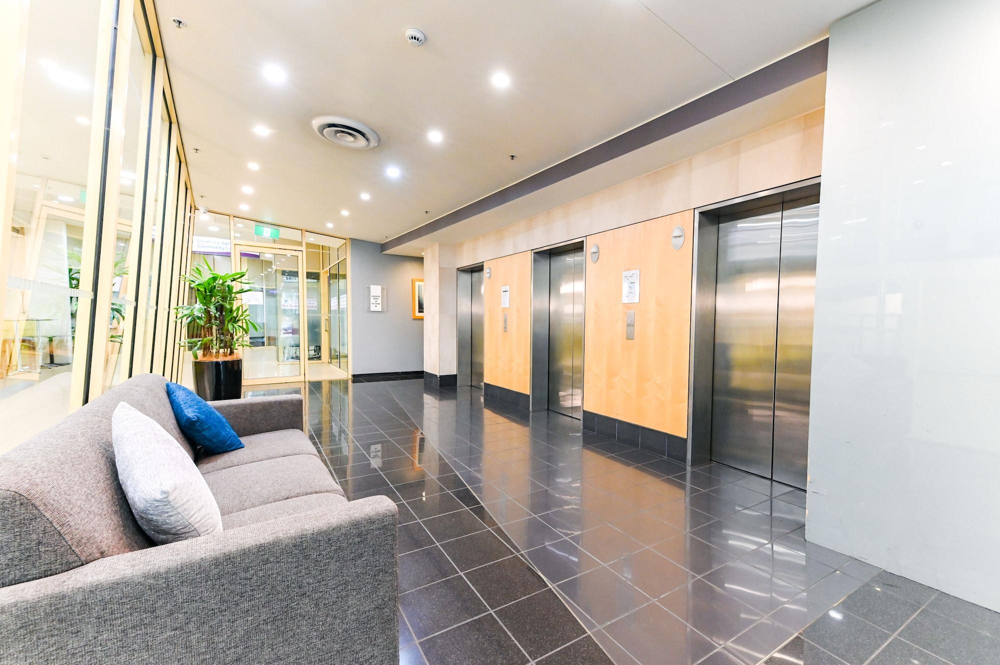Vista Lobby Nesuto Canberra