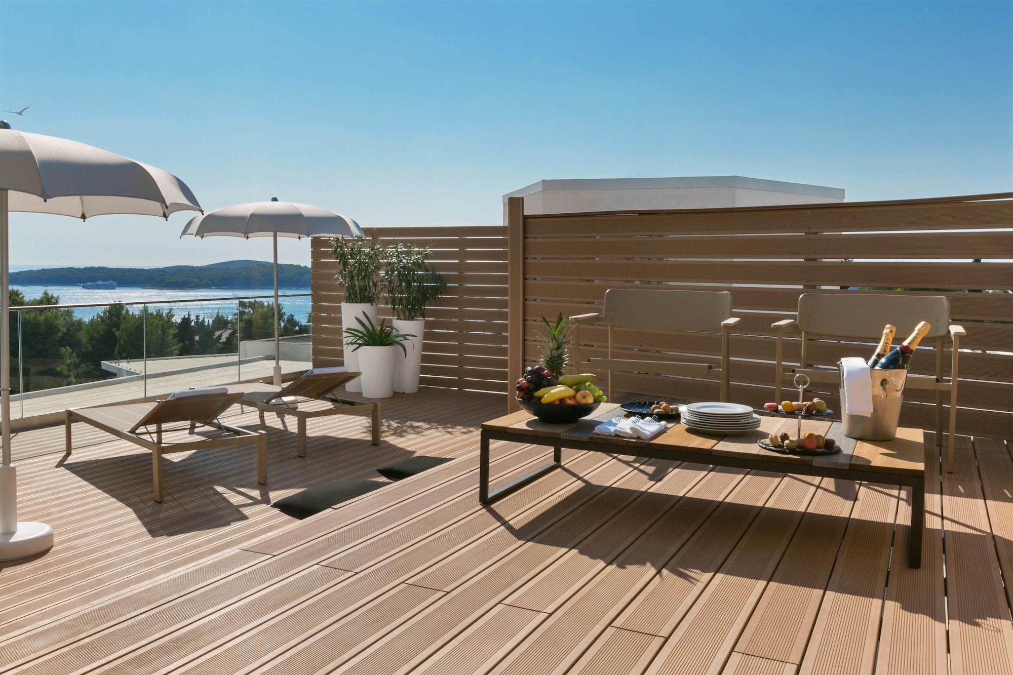 Playa Amfora Hvar Grand Beach Resort