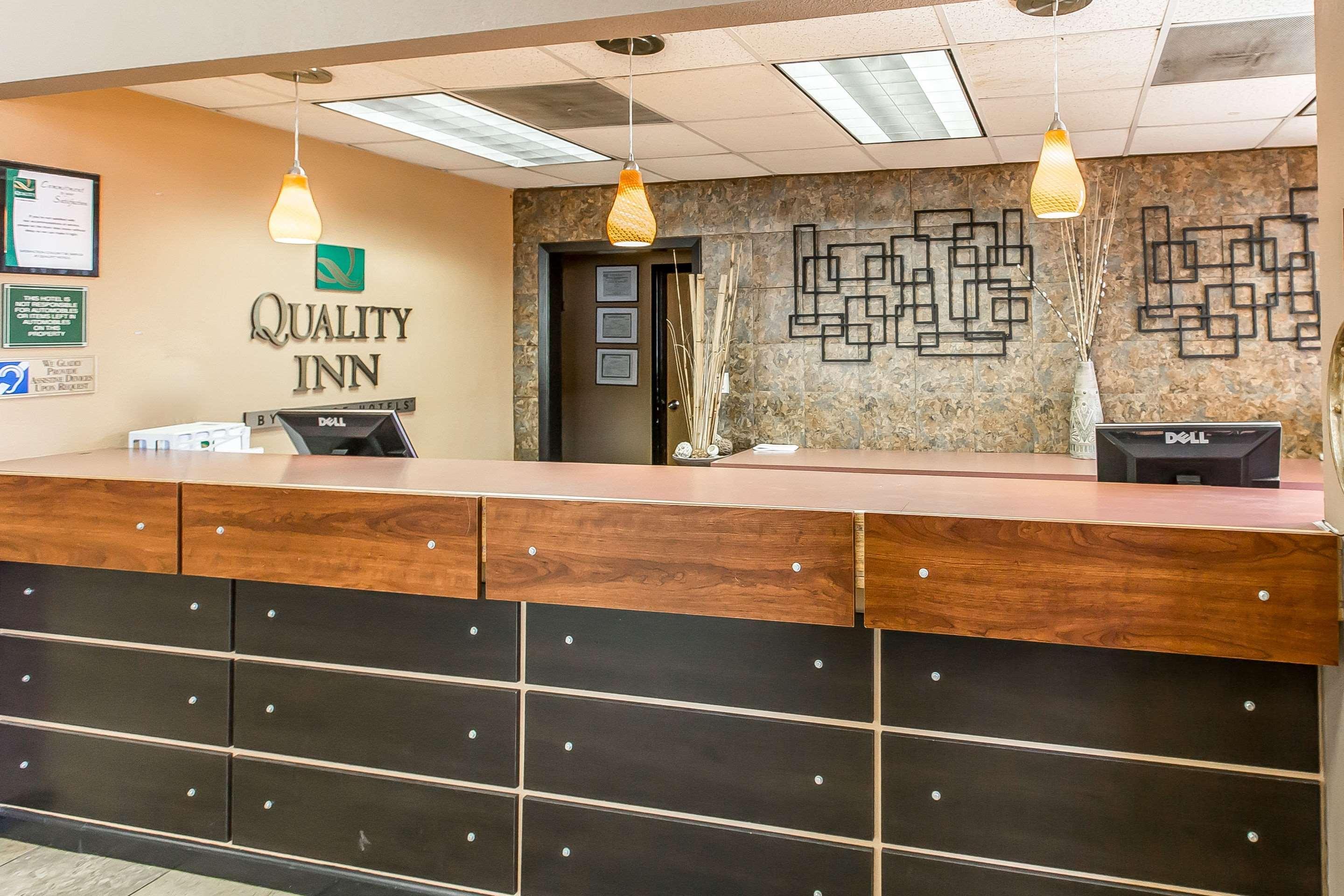 Vista Lobby Quality Inn Perry - National Fairgrounds Area