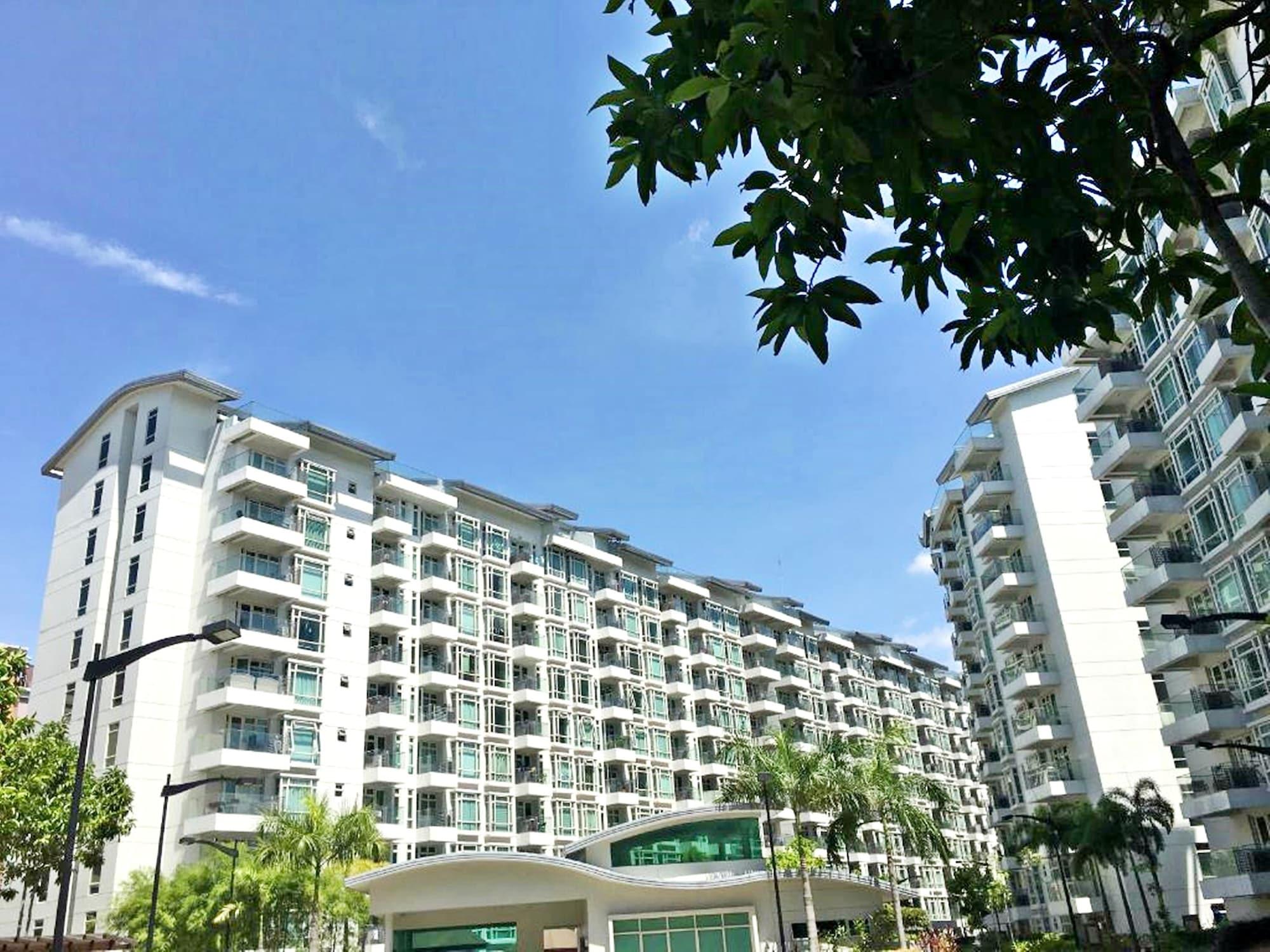 Vista Exterior Max Stays Max Style at Parkside Villas
