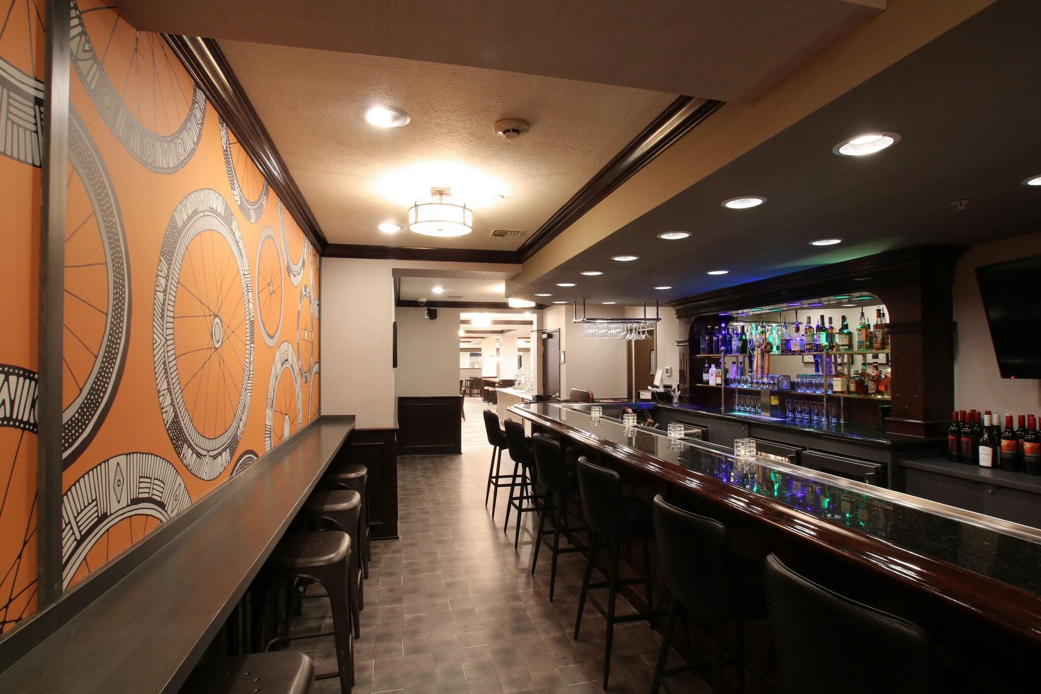Bar/Salón Oxford Suites Downtown Spokane