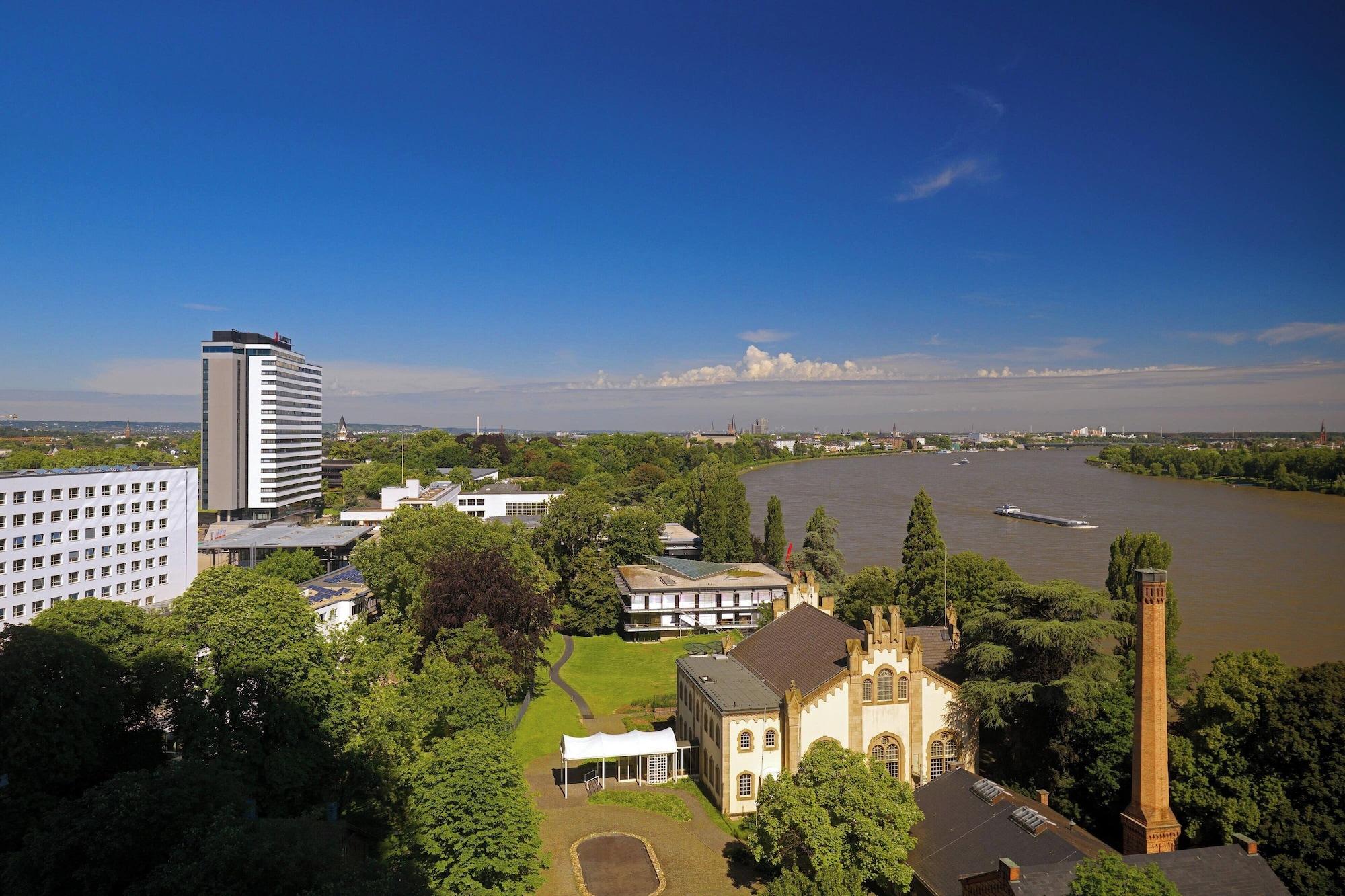 Vista Exterior Bonn Marriott Hotel