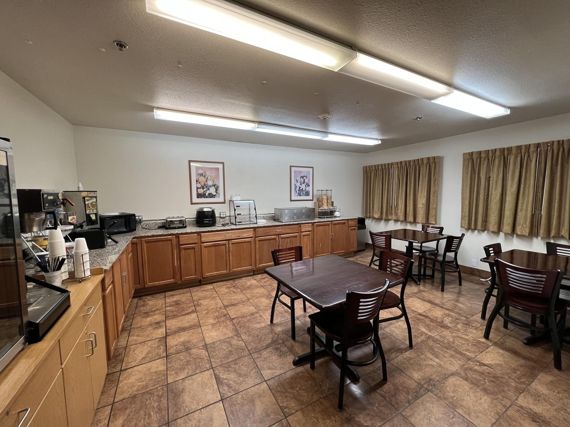 Restaurant Americas Best Value Inn & Suites Ada