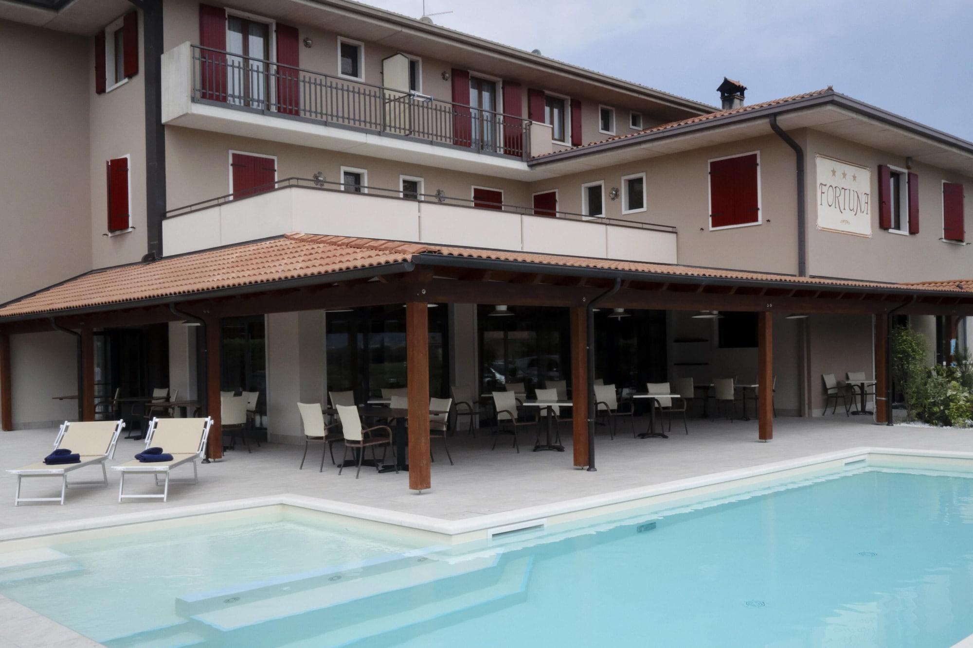 Varios Hotel Fortuna B&B