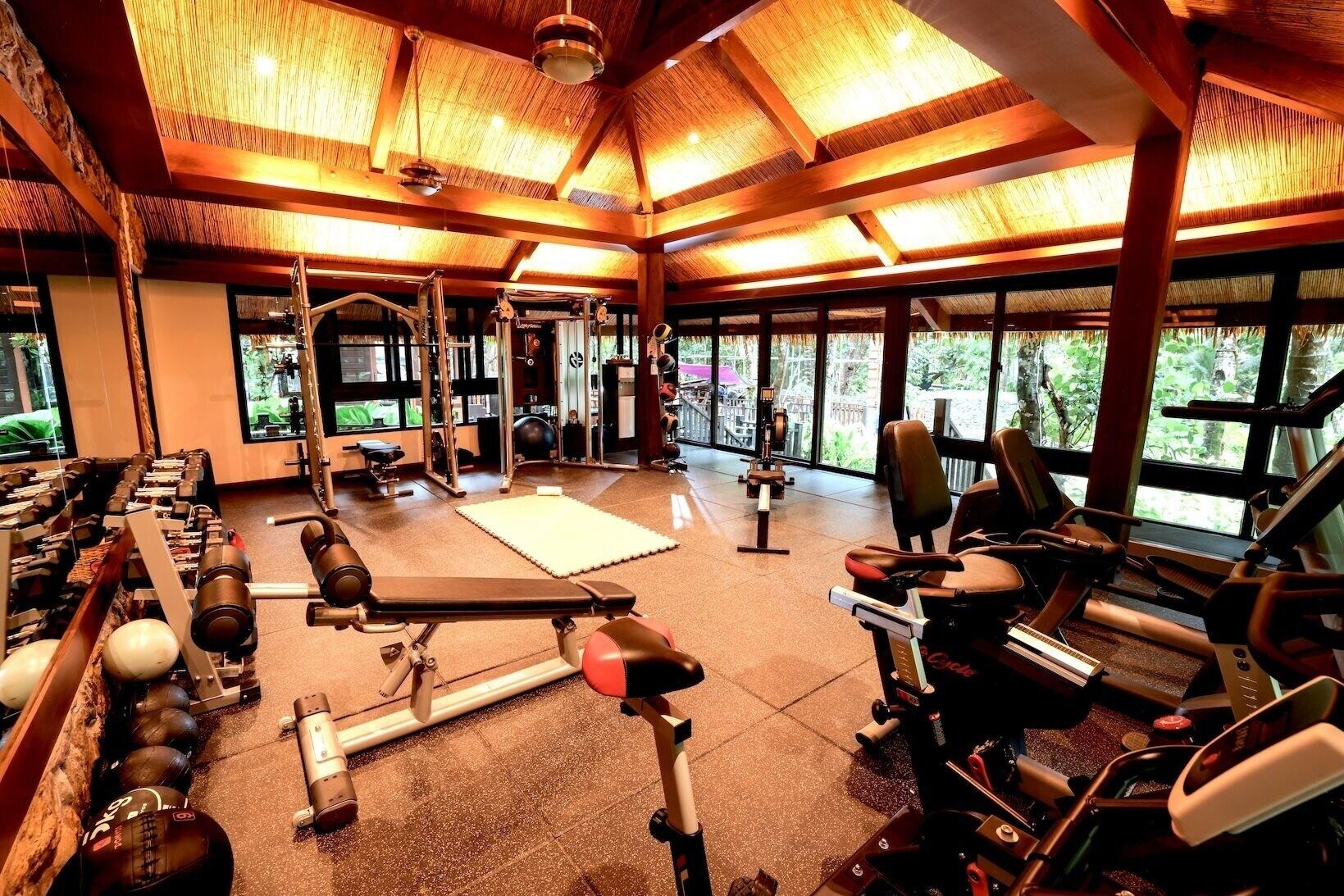 Gimnasio Lihim Resorts