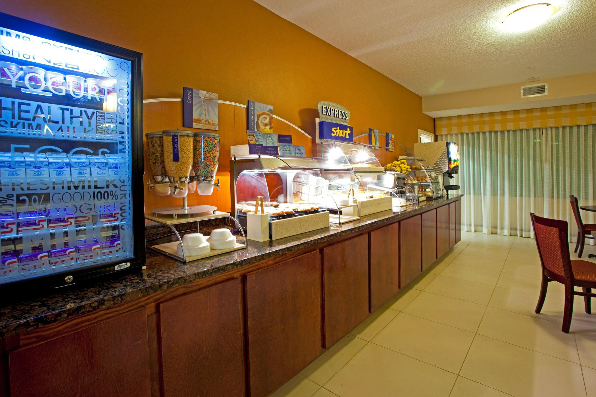 Restaurant Holiday Inn Express & Suites Jacksonville - Atlantic Beach by IHG