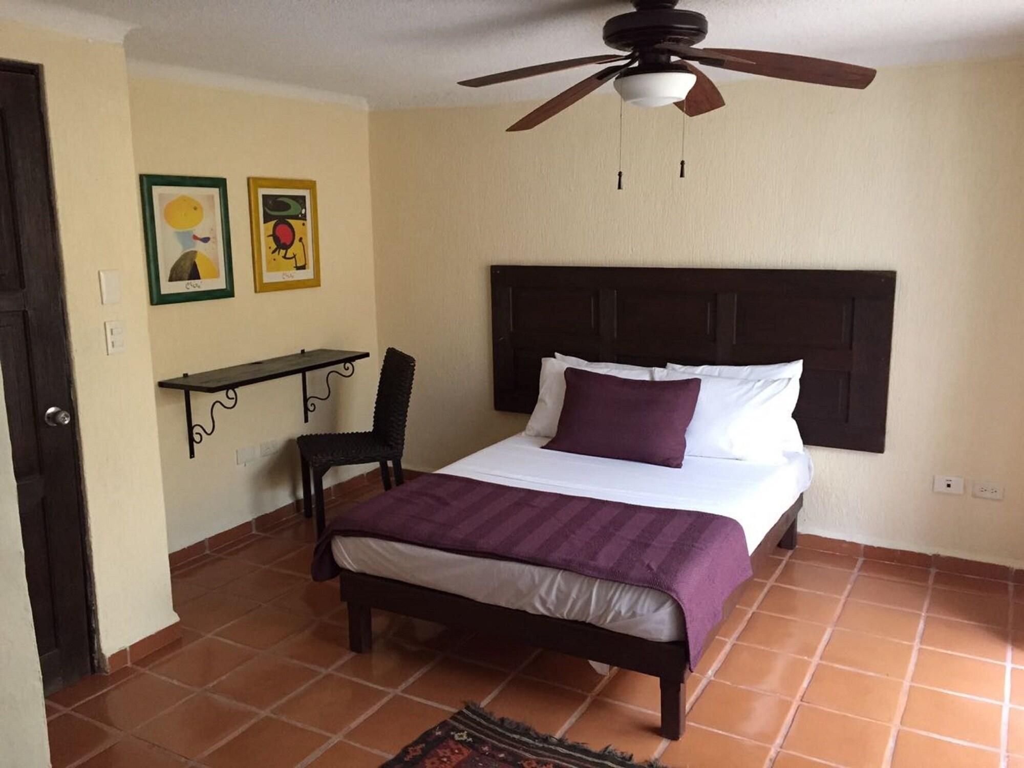 Varios Hostel Kaana 4 You