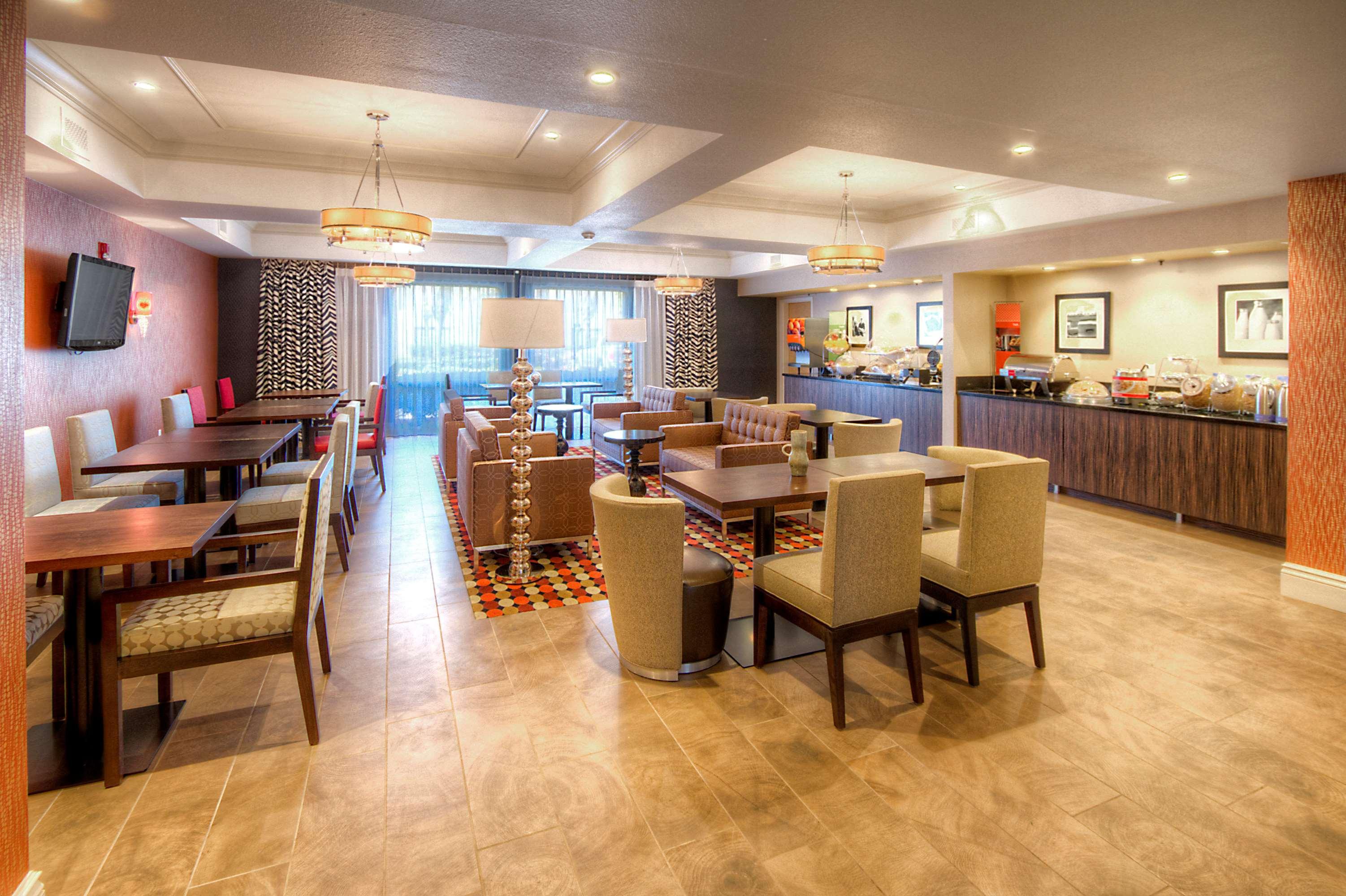 Restaurant Hampton Inn Fremont