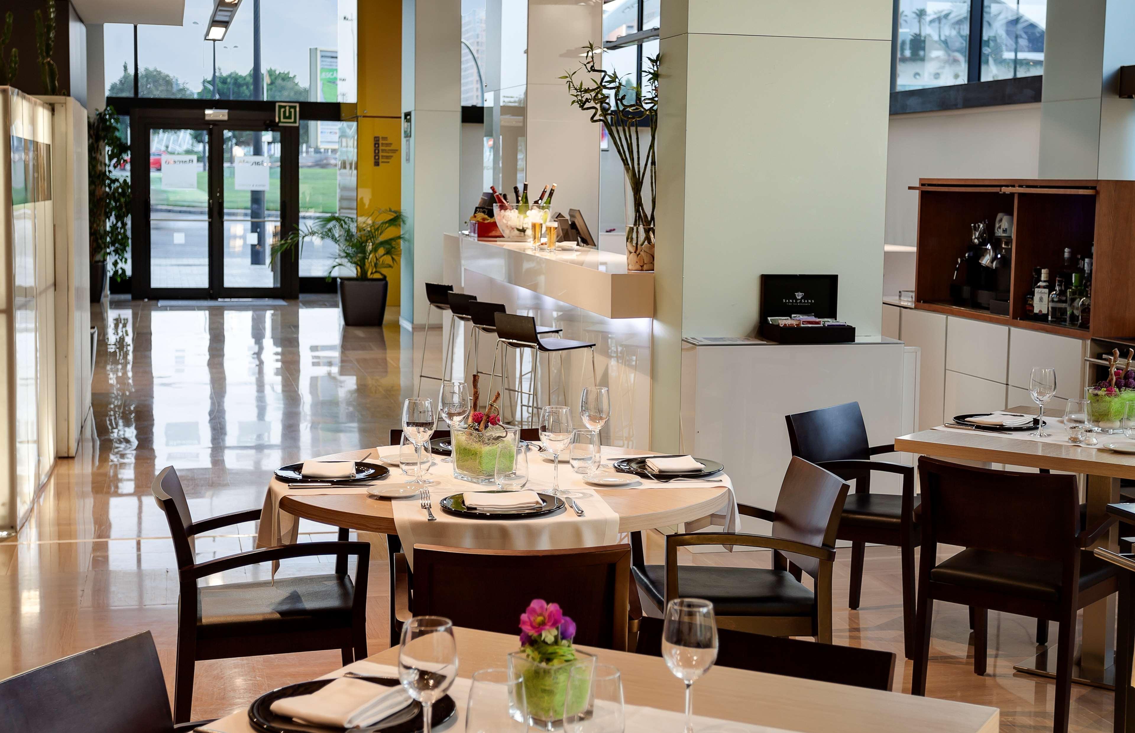 Restaurant Barcelo Valencia Hotel