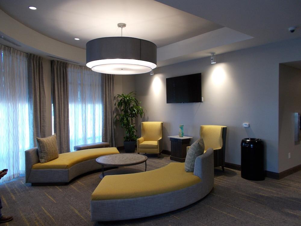 Sala de Reuniones Staybridge Suites Florence - Civic Center by IHG