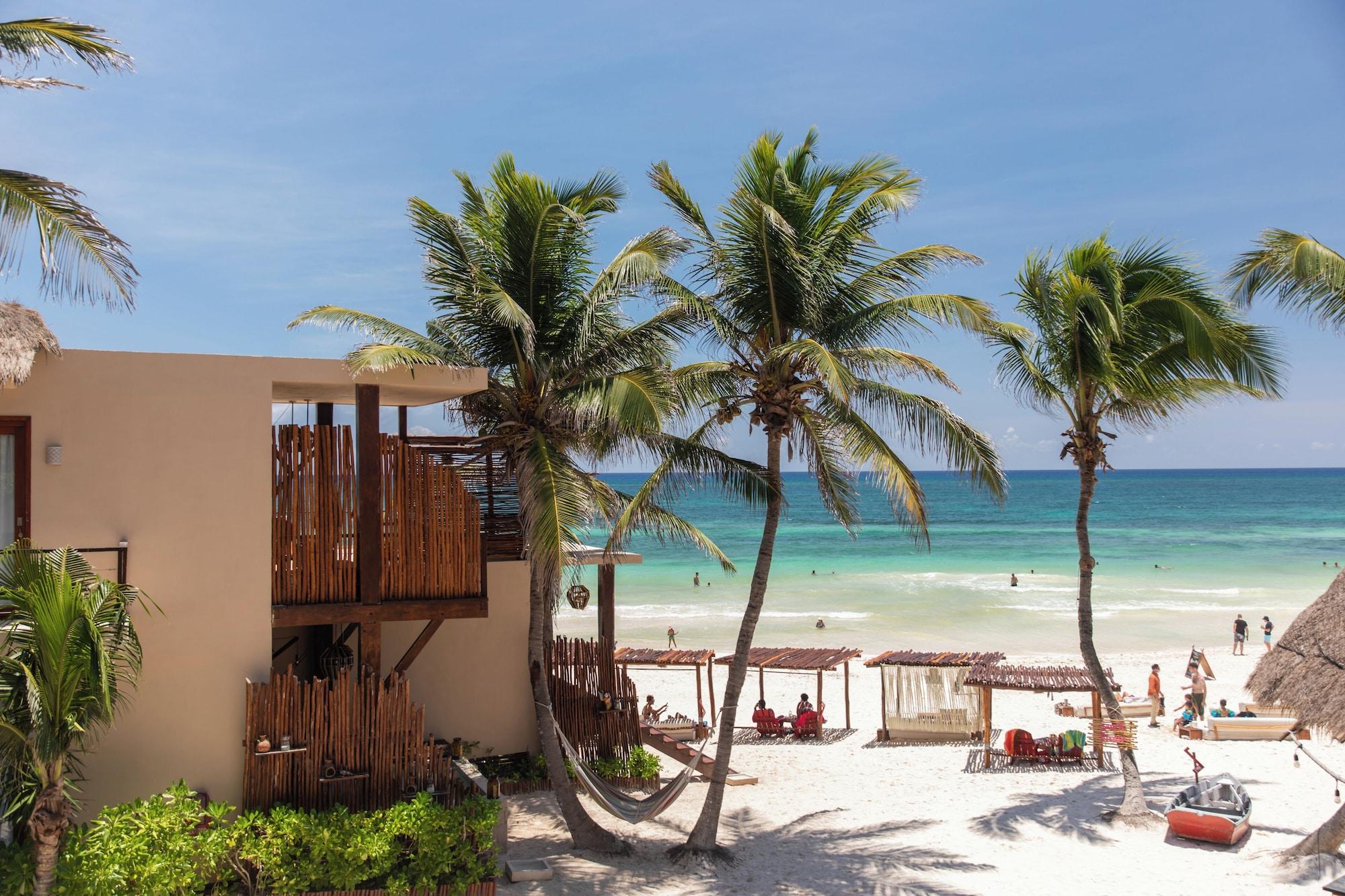 Playa La Zebra Tulum - a Small Luxury Hotel