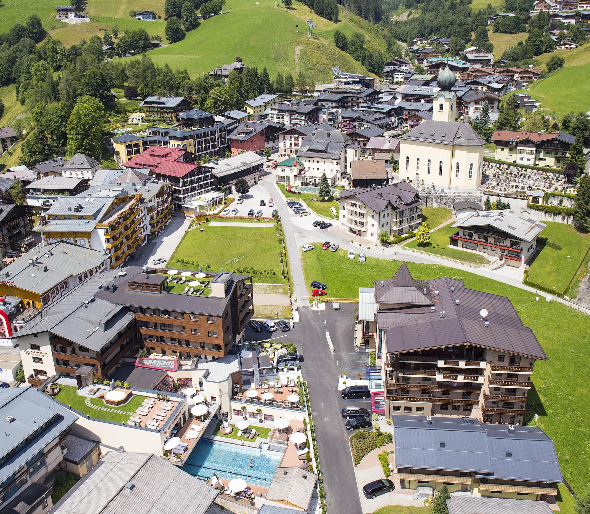Vista Exterior Alpinresort ValSaa - Sport & Spa