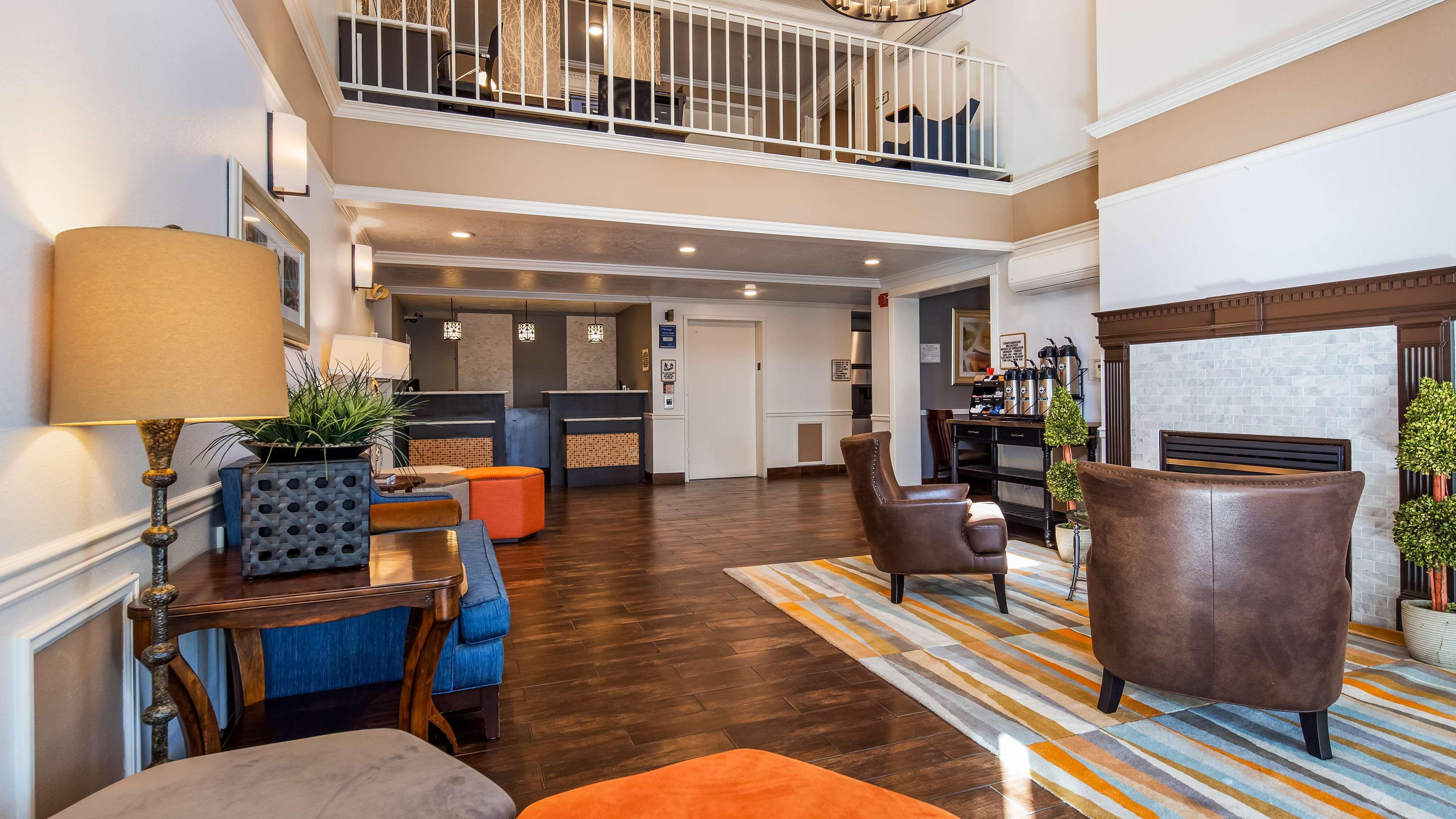Vista Lobby Best Western Corvallis
