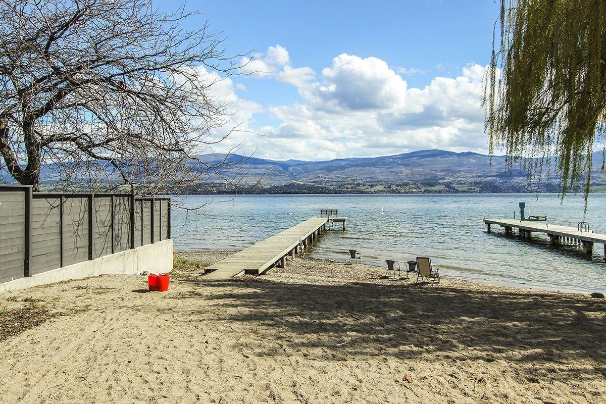 Playa Luxury Lakefront Rooms