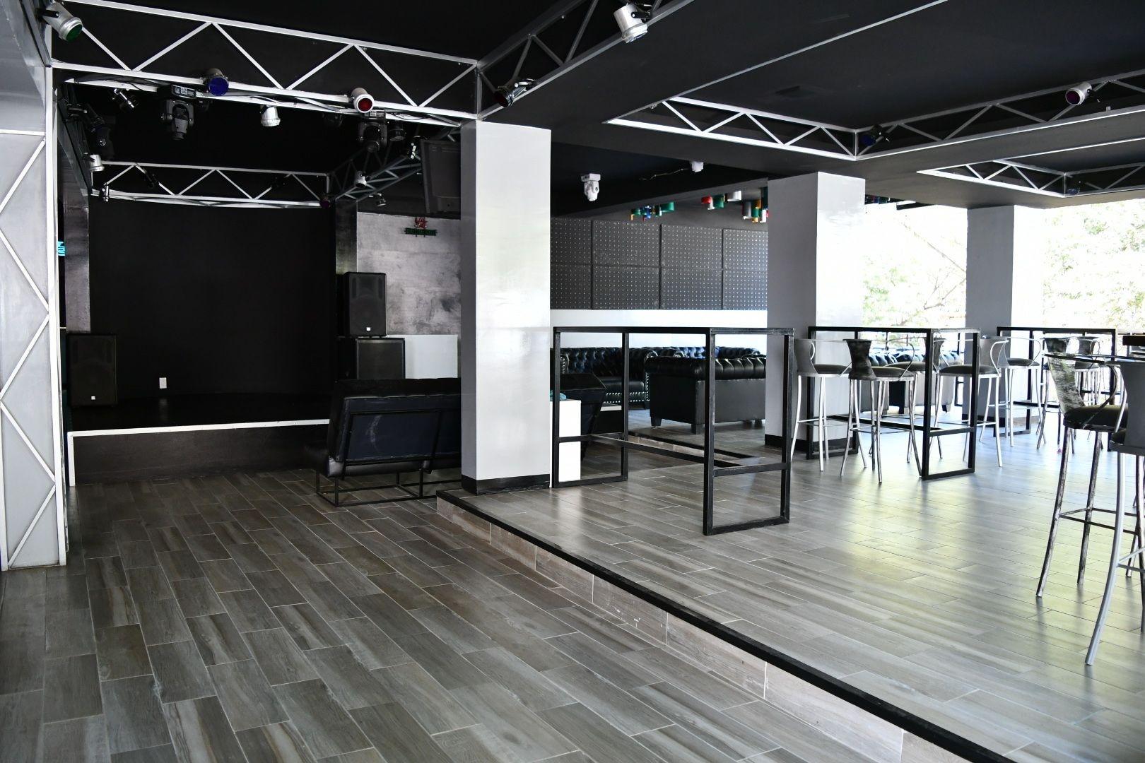 Bar/Salón Billy Box - Hostel