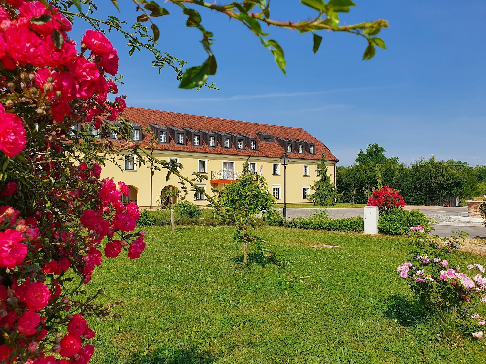 Varios Chateau Jurjevec