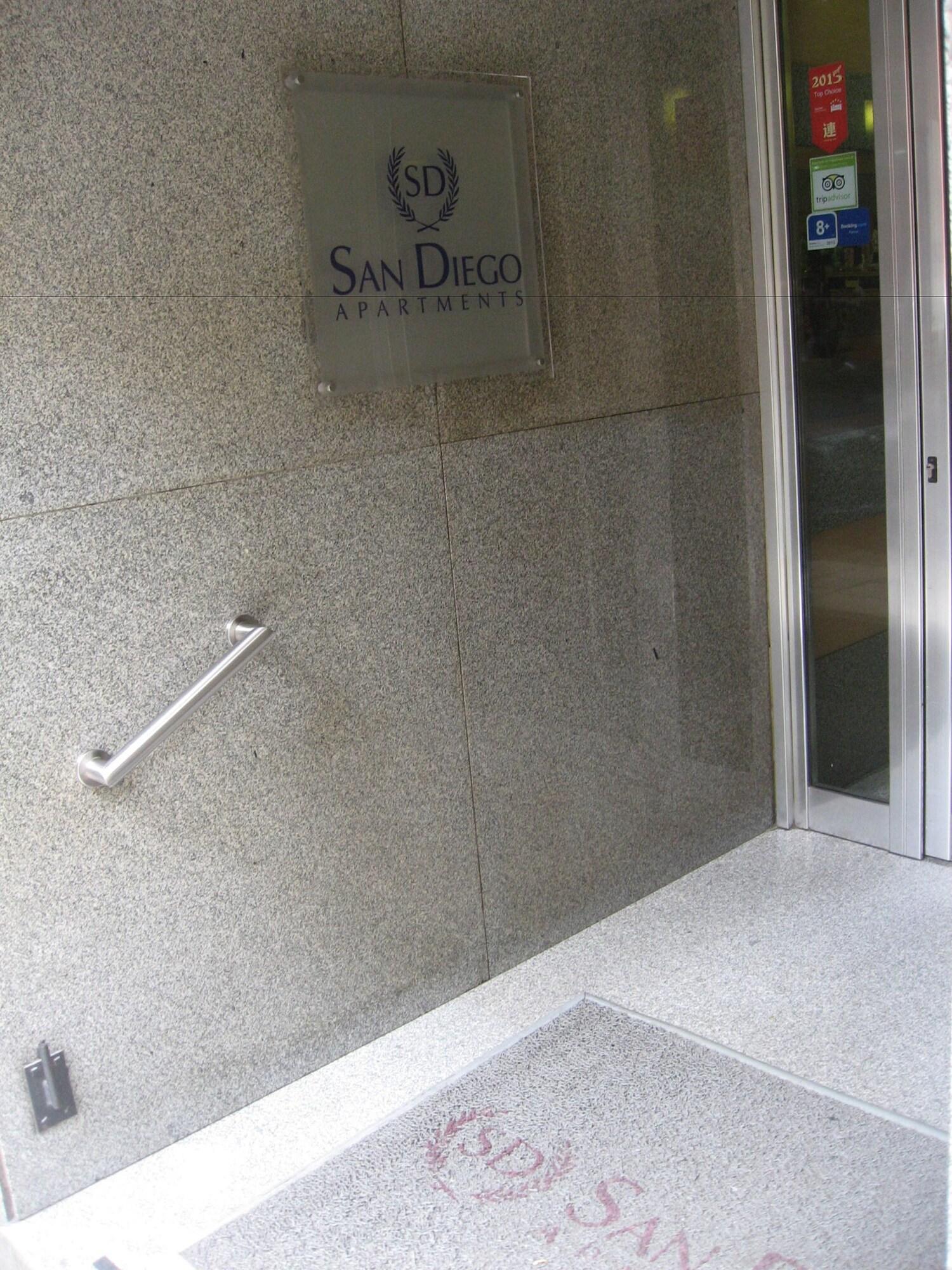 Vista Exterior Apart San Diego Recoleta