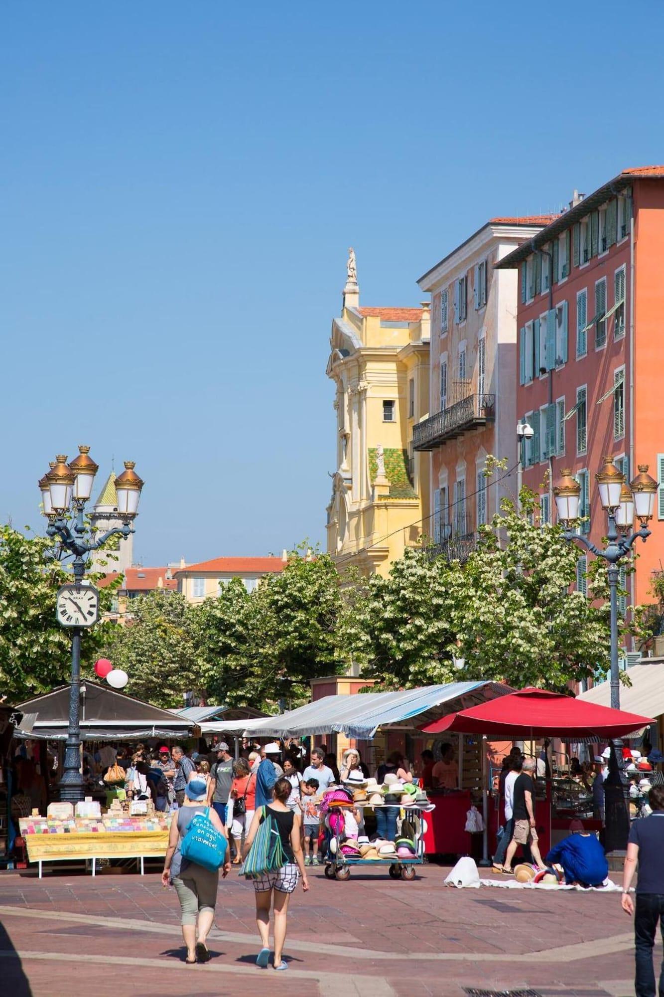 Varios Relais Acropolis