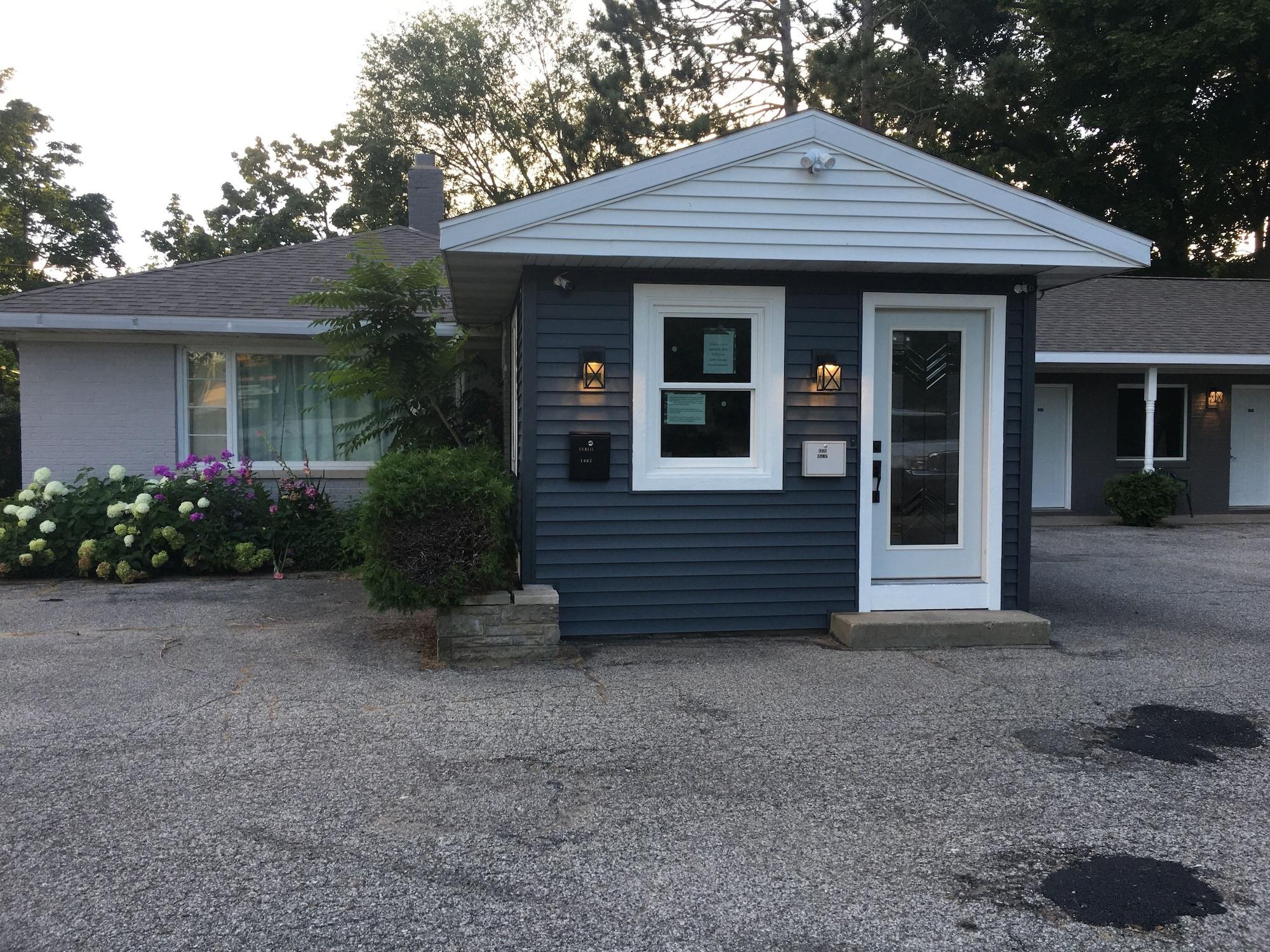 Vista Exterior Lake Land Inn