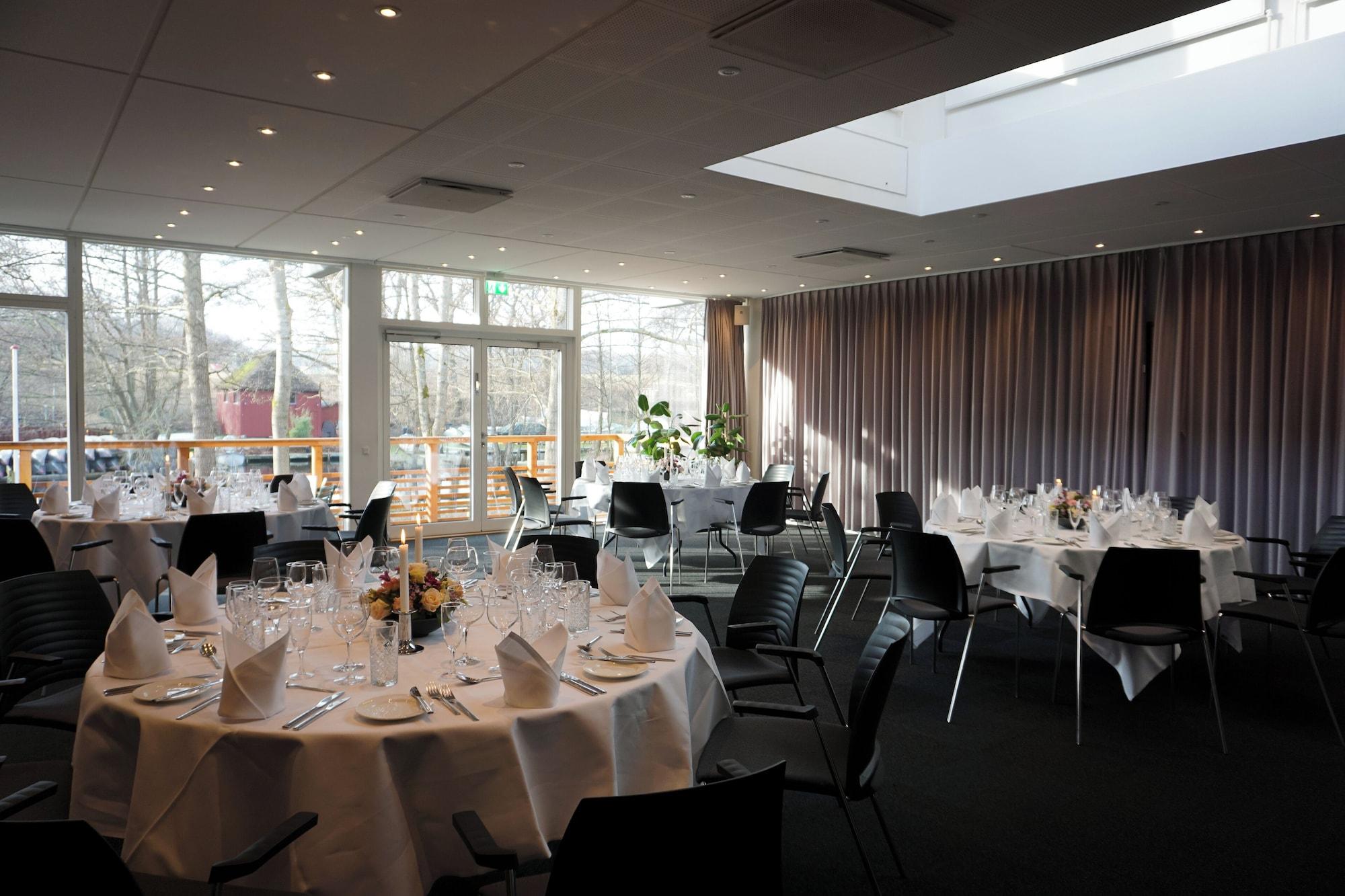 Restaurant Frederiksdal Sinatur Hotel & Konference