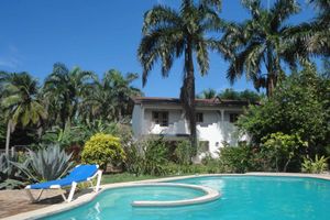 Alquiler Vacacional - El Flamboyan Apartments