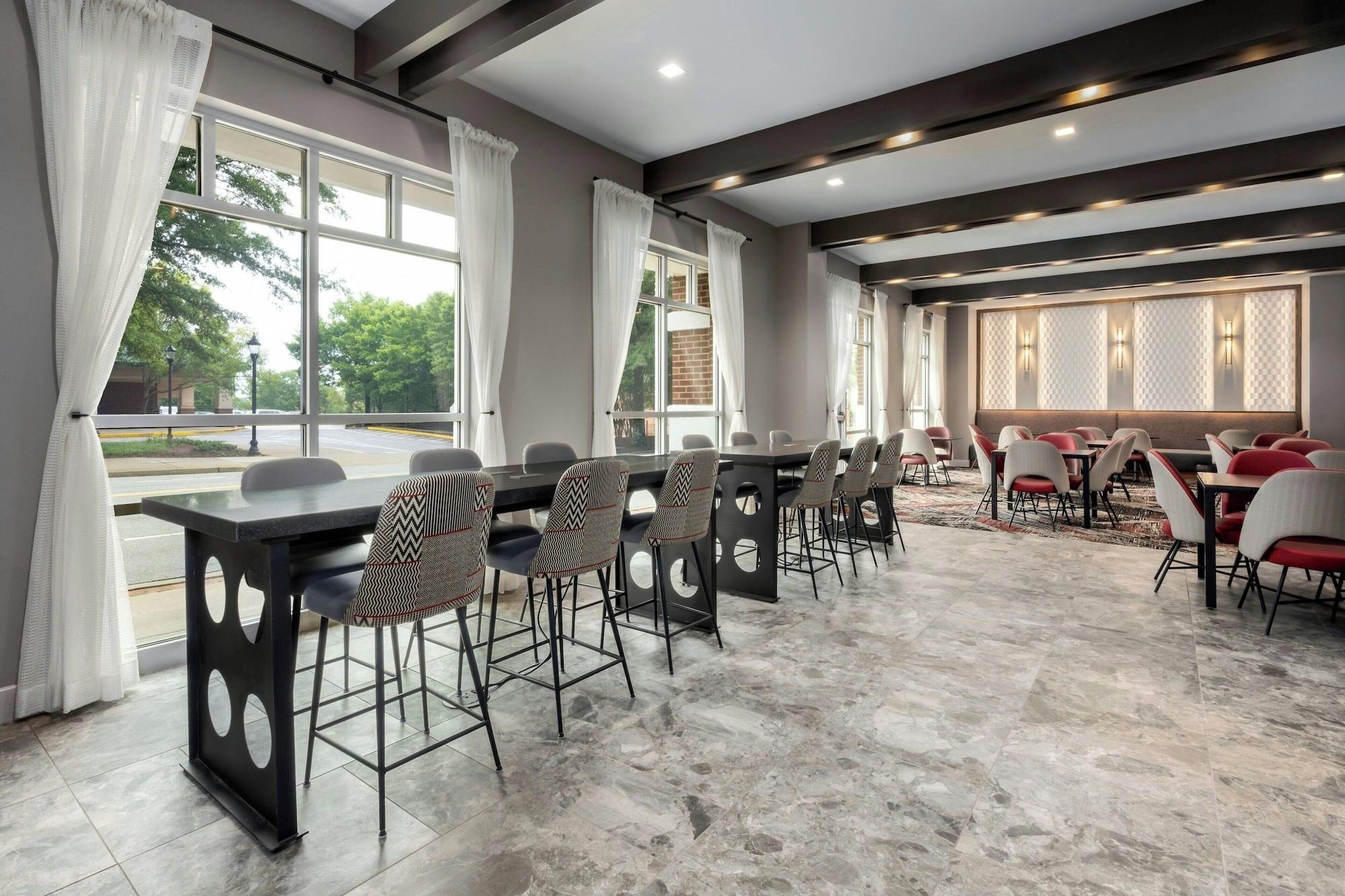 Restaurant Courtyard by Marriott Athens Downtown