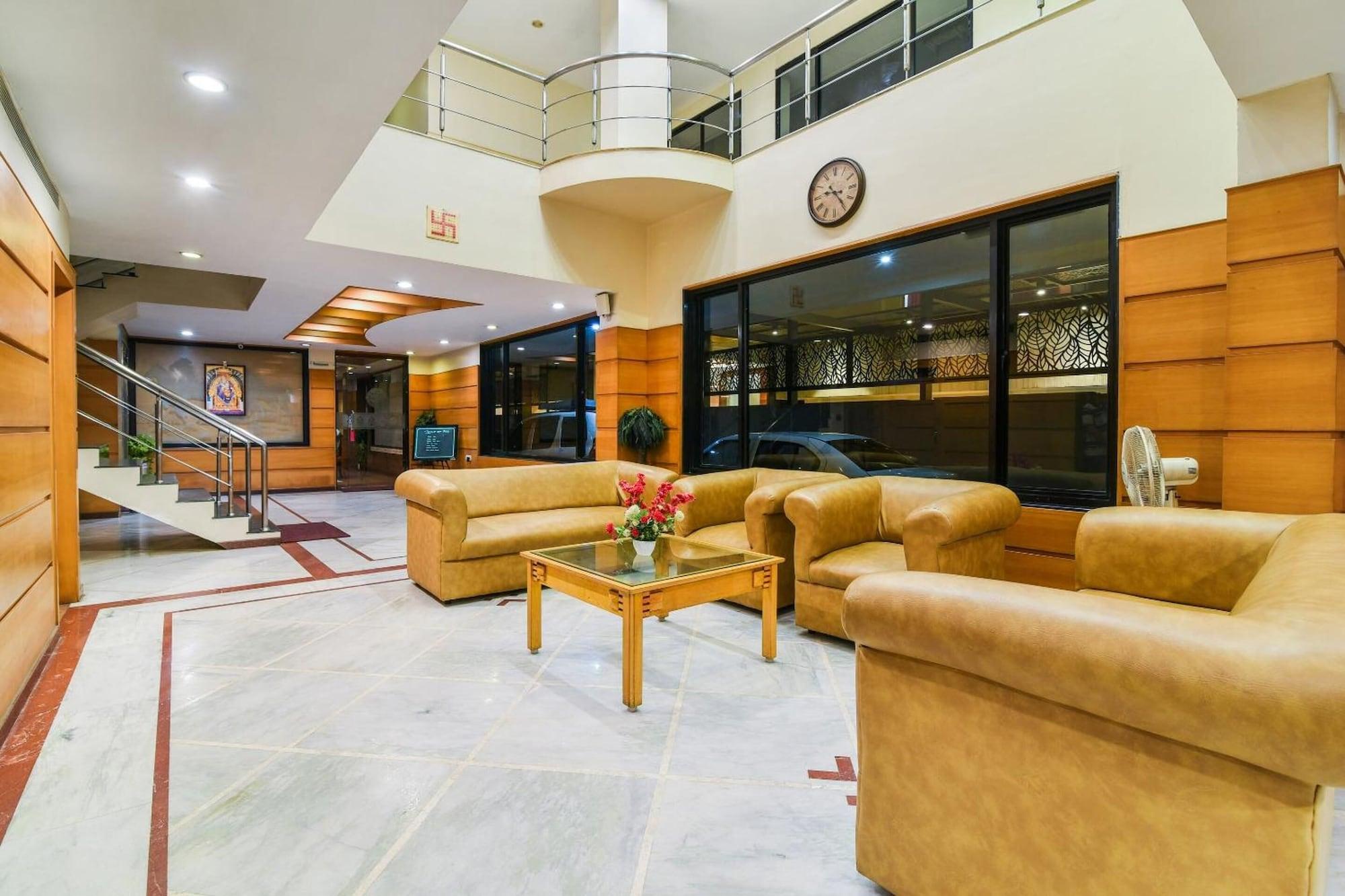 Vista Lobby Grand Plaza