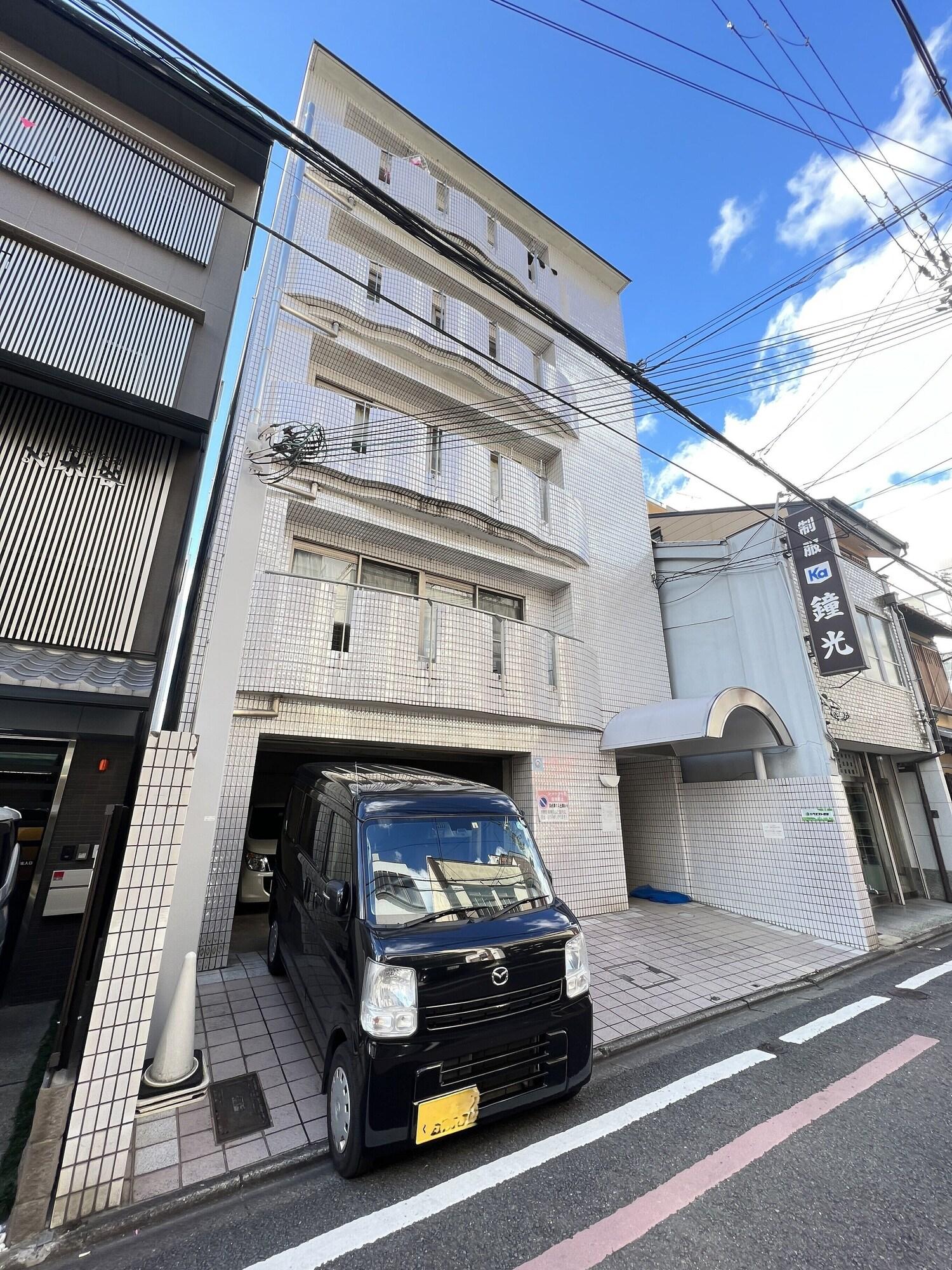 Vista Exterior Gojo sefi-apartment 101