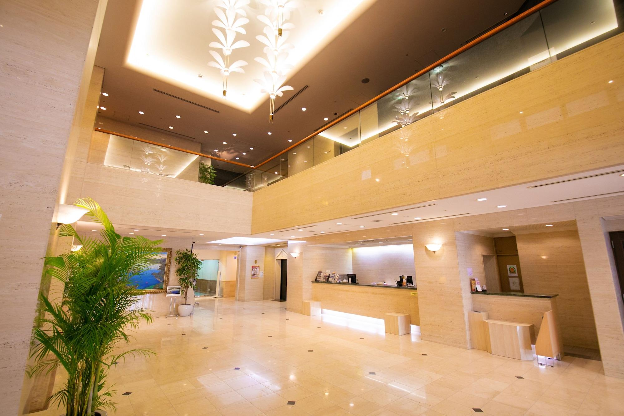 Vista Lobby Hotel Jal City Nagasaki