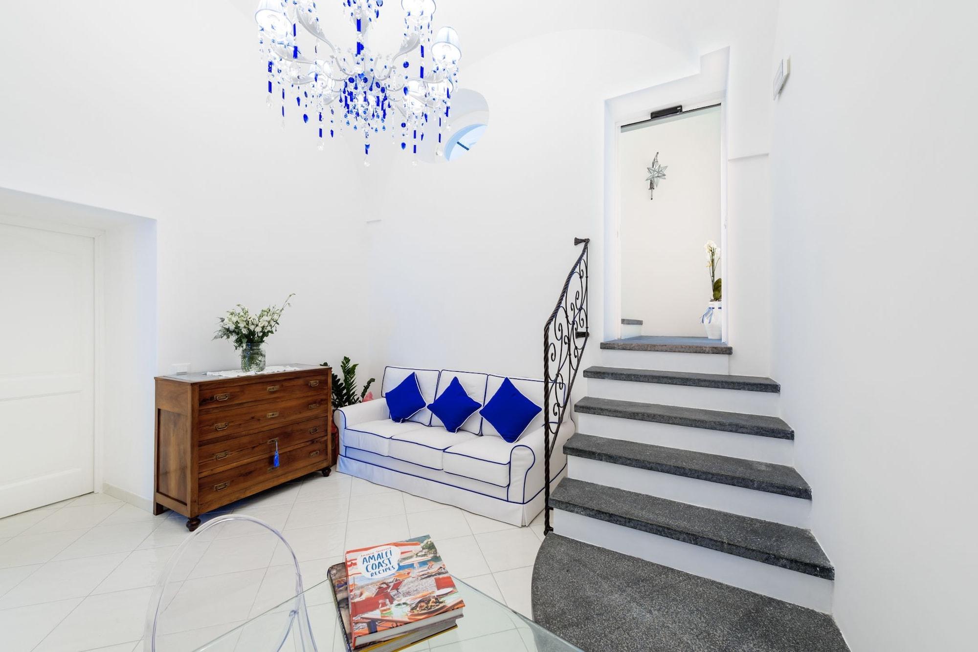 Vista Lobby La Divina Amalfi Coast