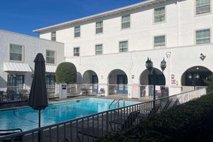 Alojamiento - Studio 6 Suites - Dallas, TX - Downtown