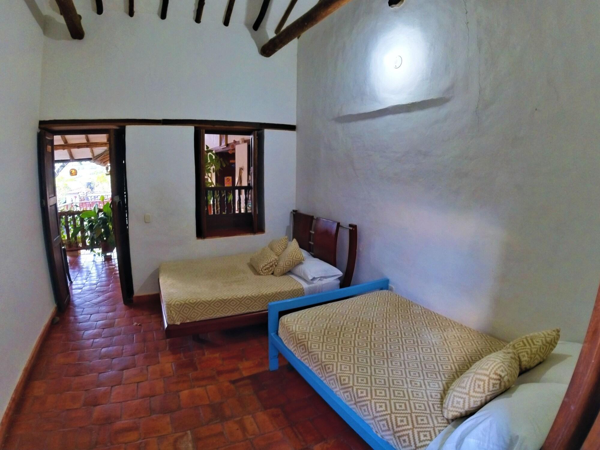 Habitación Hostal Santa Mónica