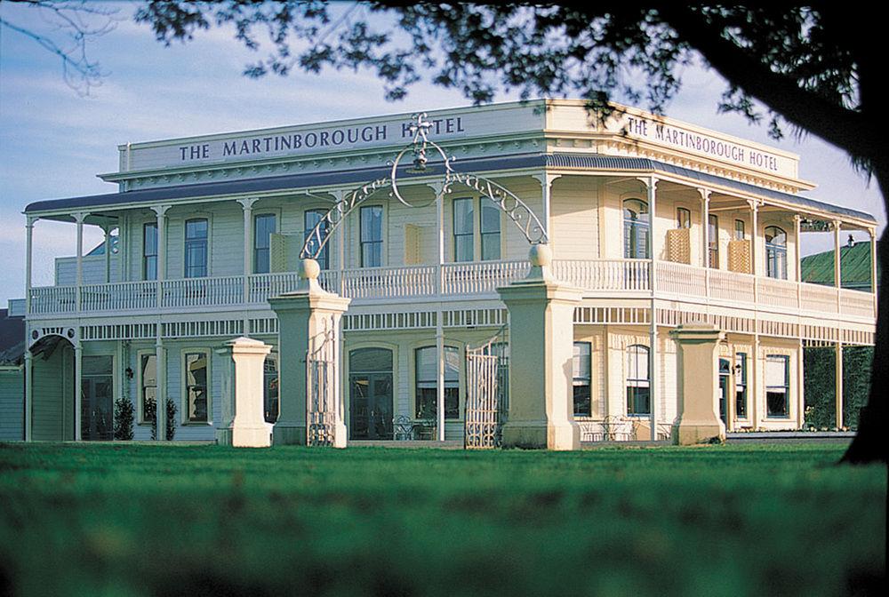 Vista Exterior The Martinborough Hotel