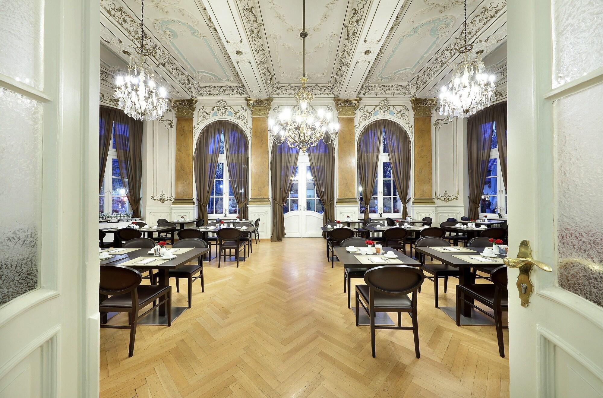 Bar/Salón Eurostars Park Hotel Maximilian
