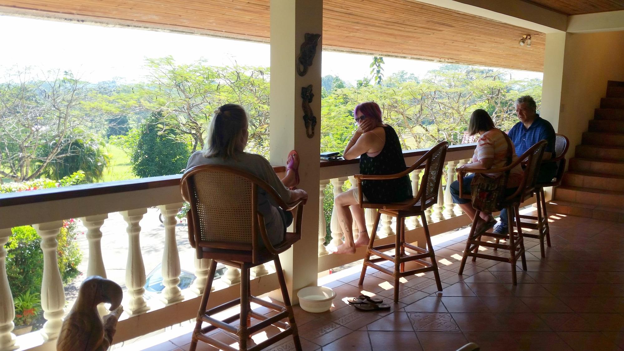Bar/Salón Rock Farm Guest House