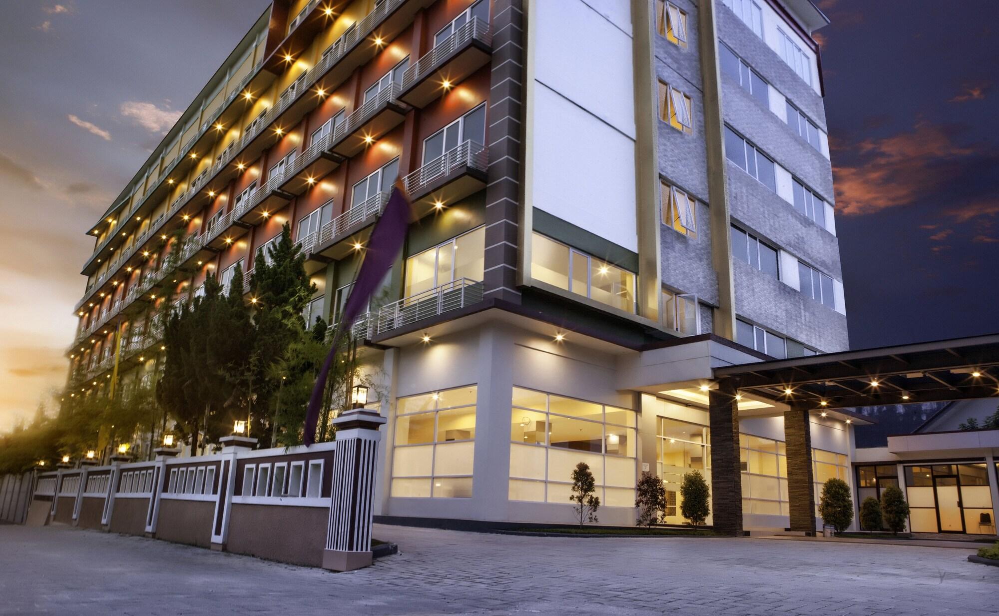 Varios Hotel Asoka Luxury