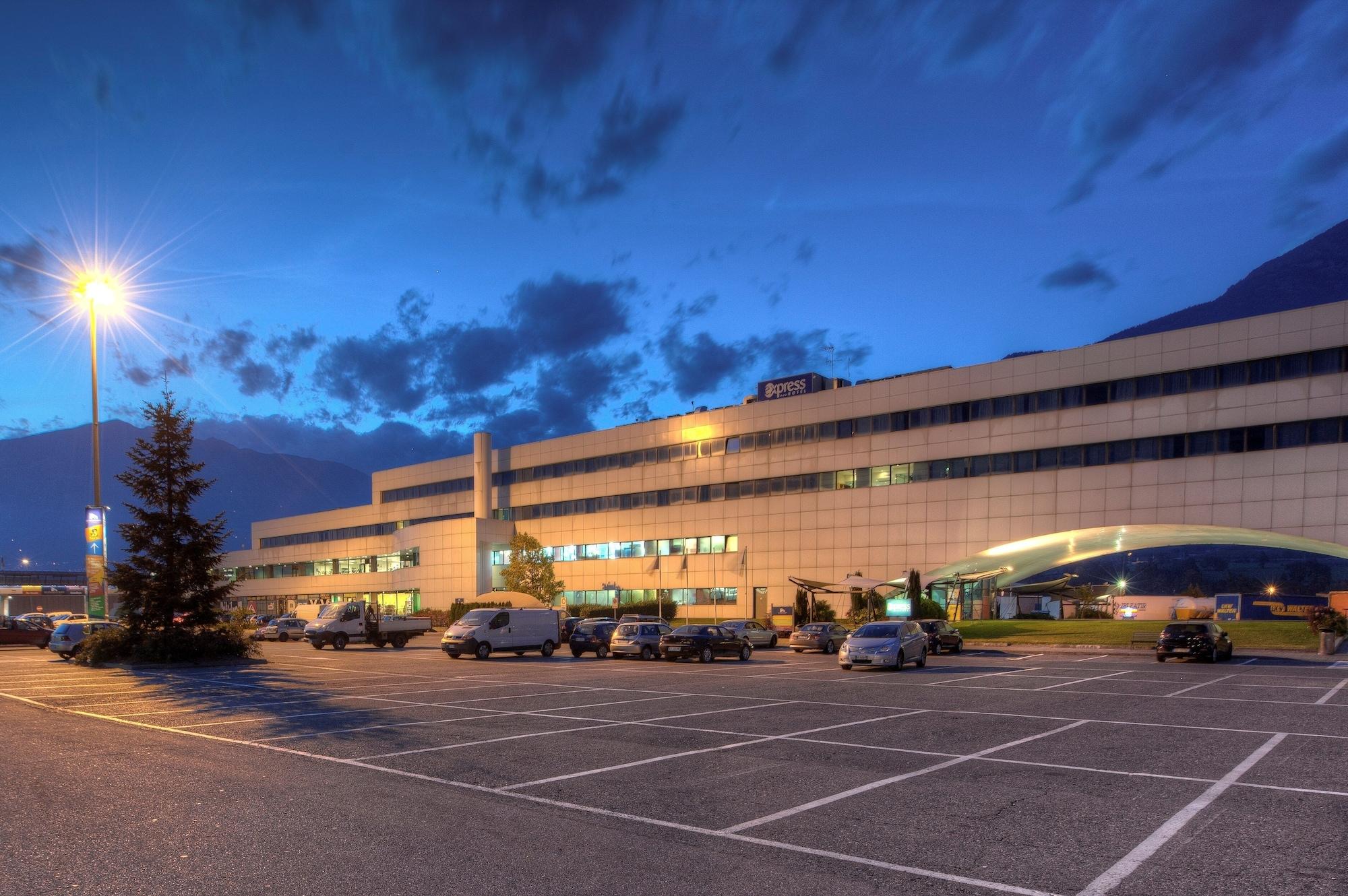 Comodidades del Alojamiento Express Hotel Aosta East