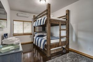 Alquiler Vacacional - Waterfront house in Bayview! Boating, fishing, amazing views, 12mi to Silverwood