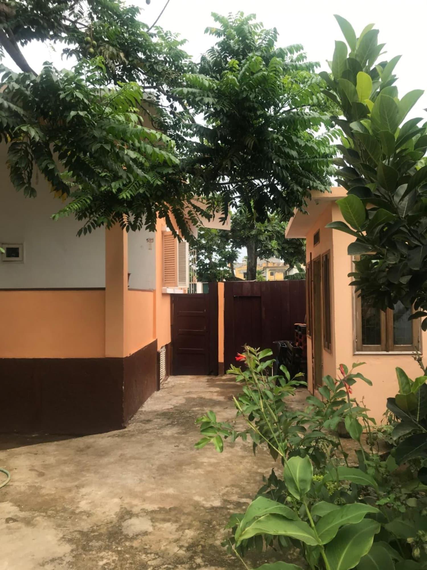 Equipamiento de Habitación Casa de Ferias