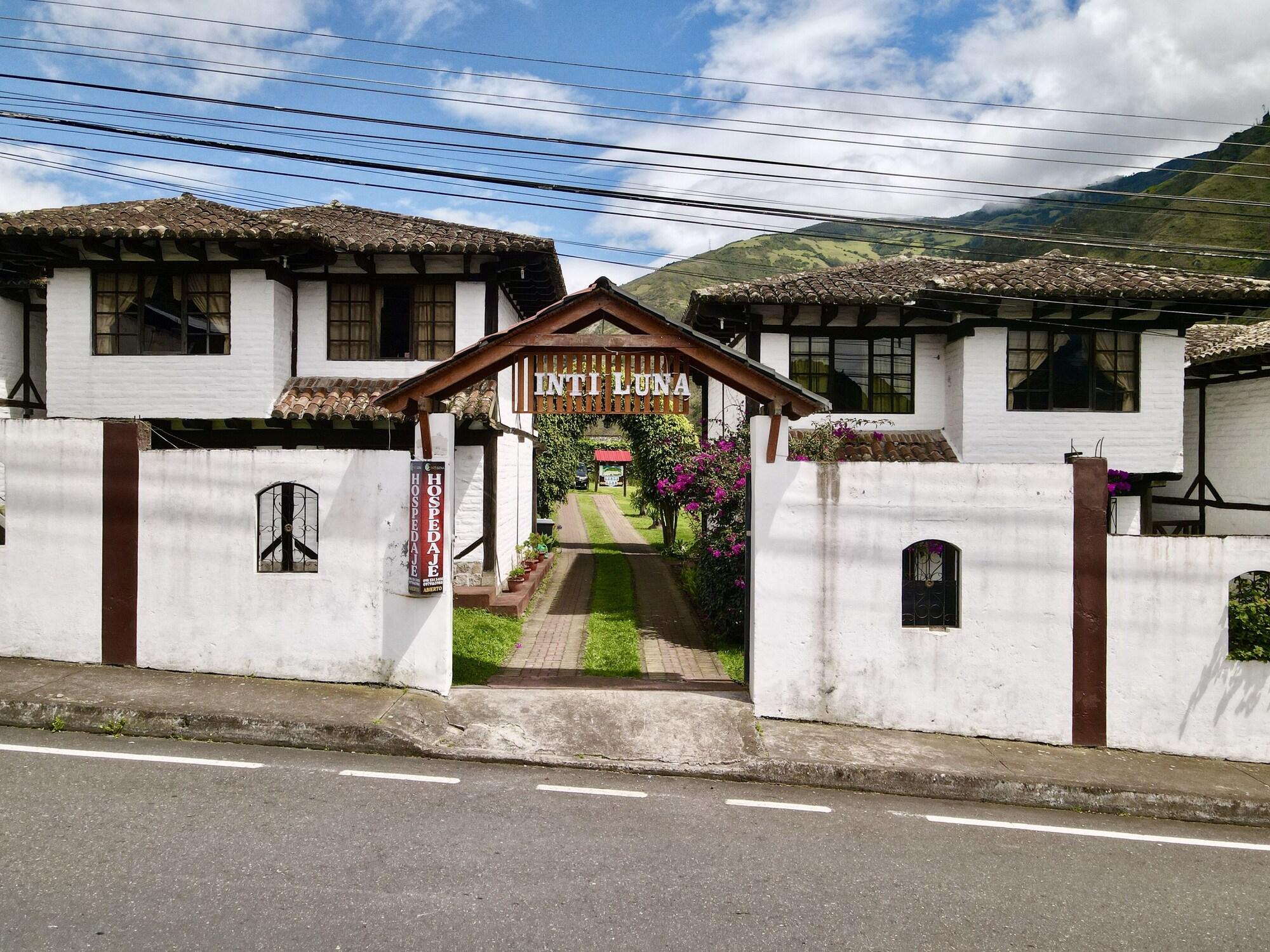 Vista Exterior Hostal Inti Luna