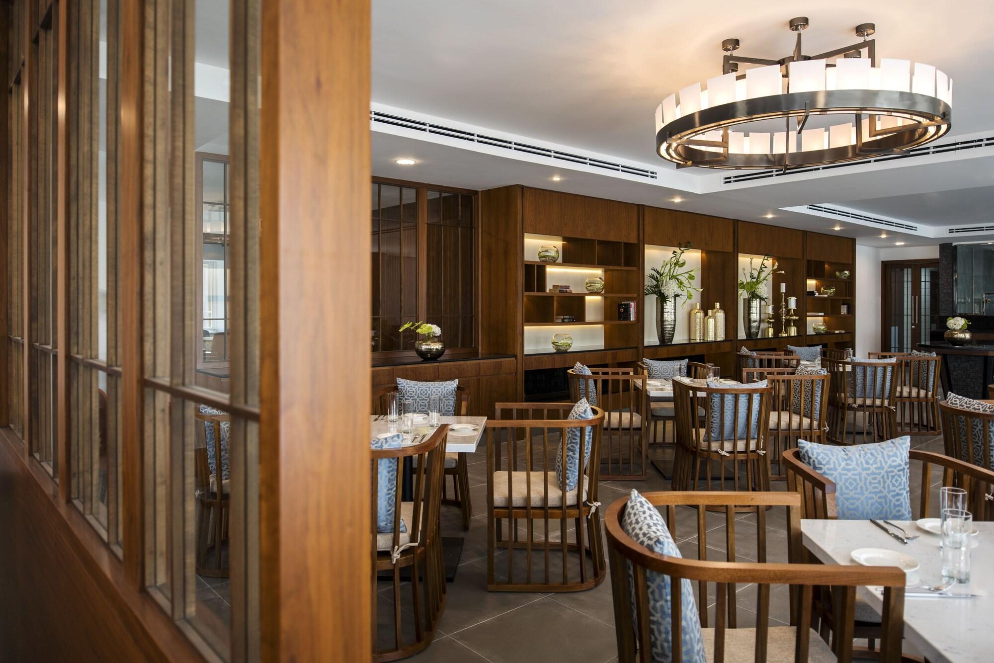 Restaurant Fraser Suites Muscat